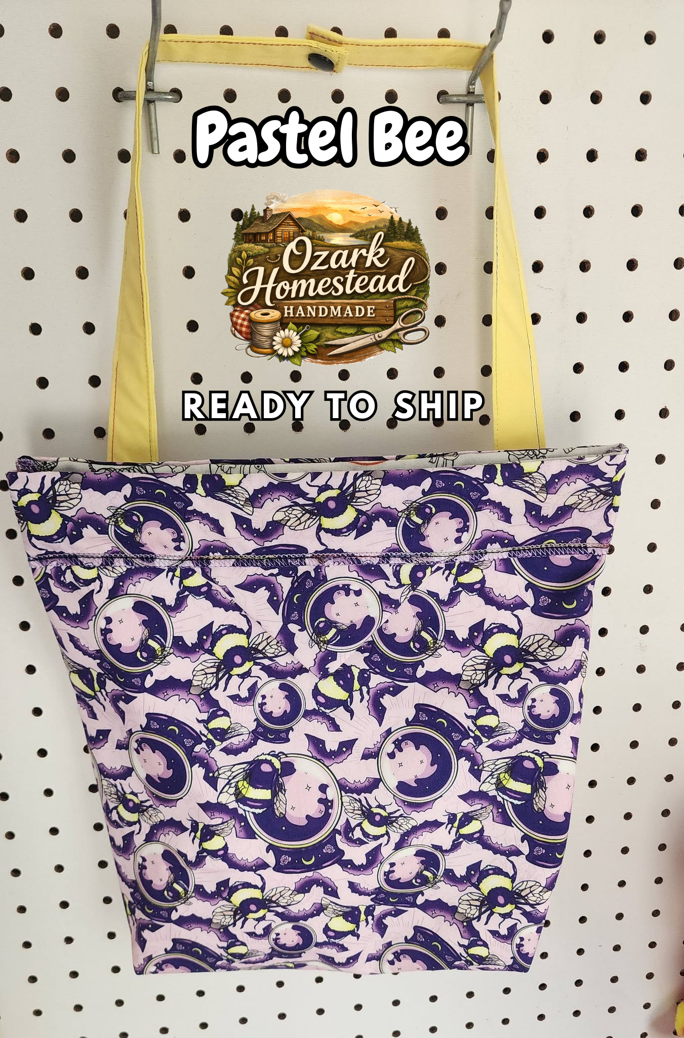 Snap‑Closed Hanging Car Trash Bag | Pastel Bee & Crystal Ball