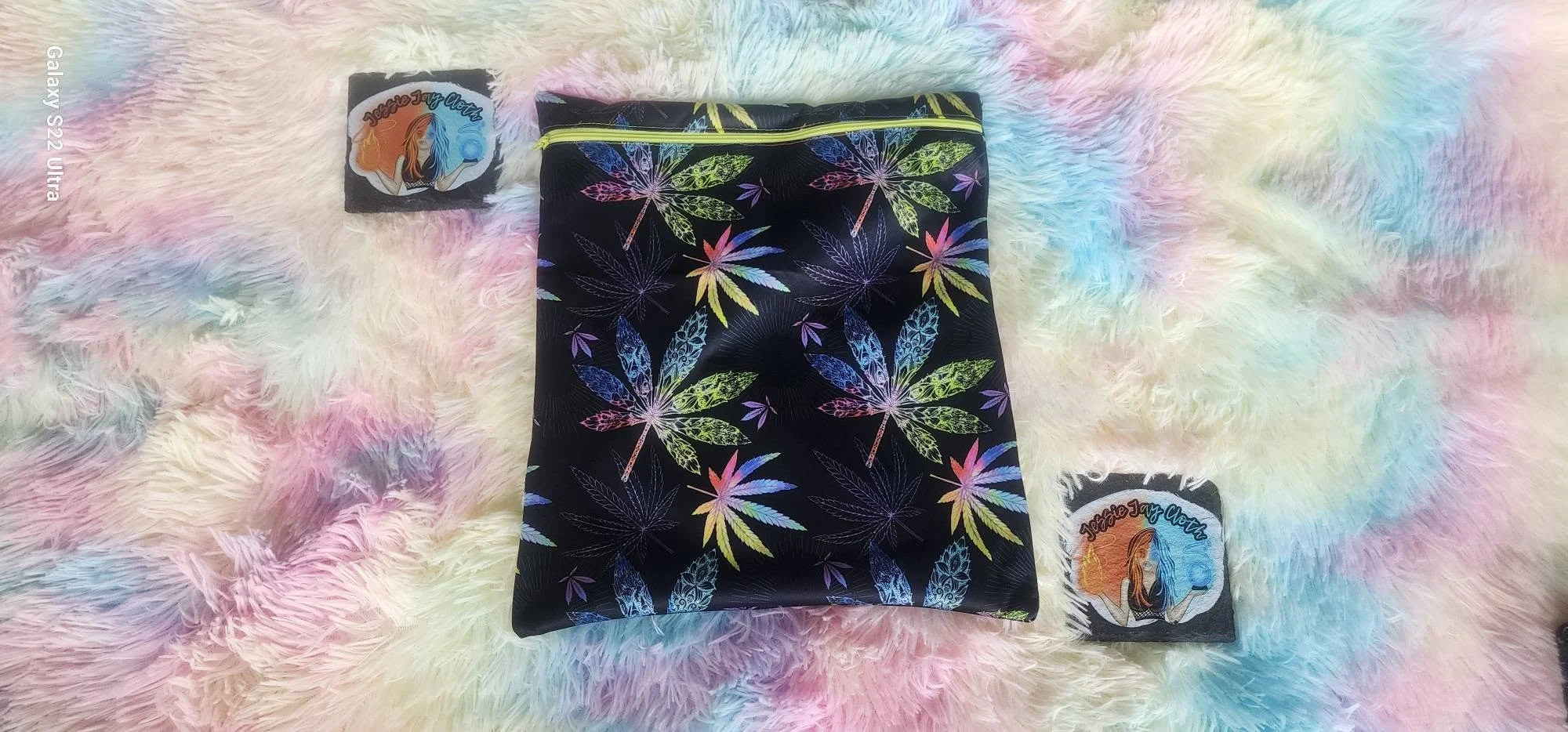 Large Zipper Closure Wet Bag | 420 Exotic Leaves