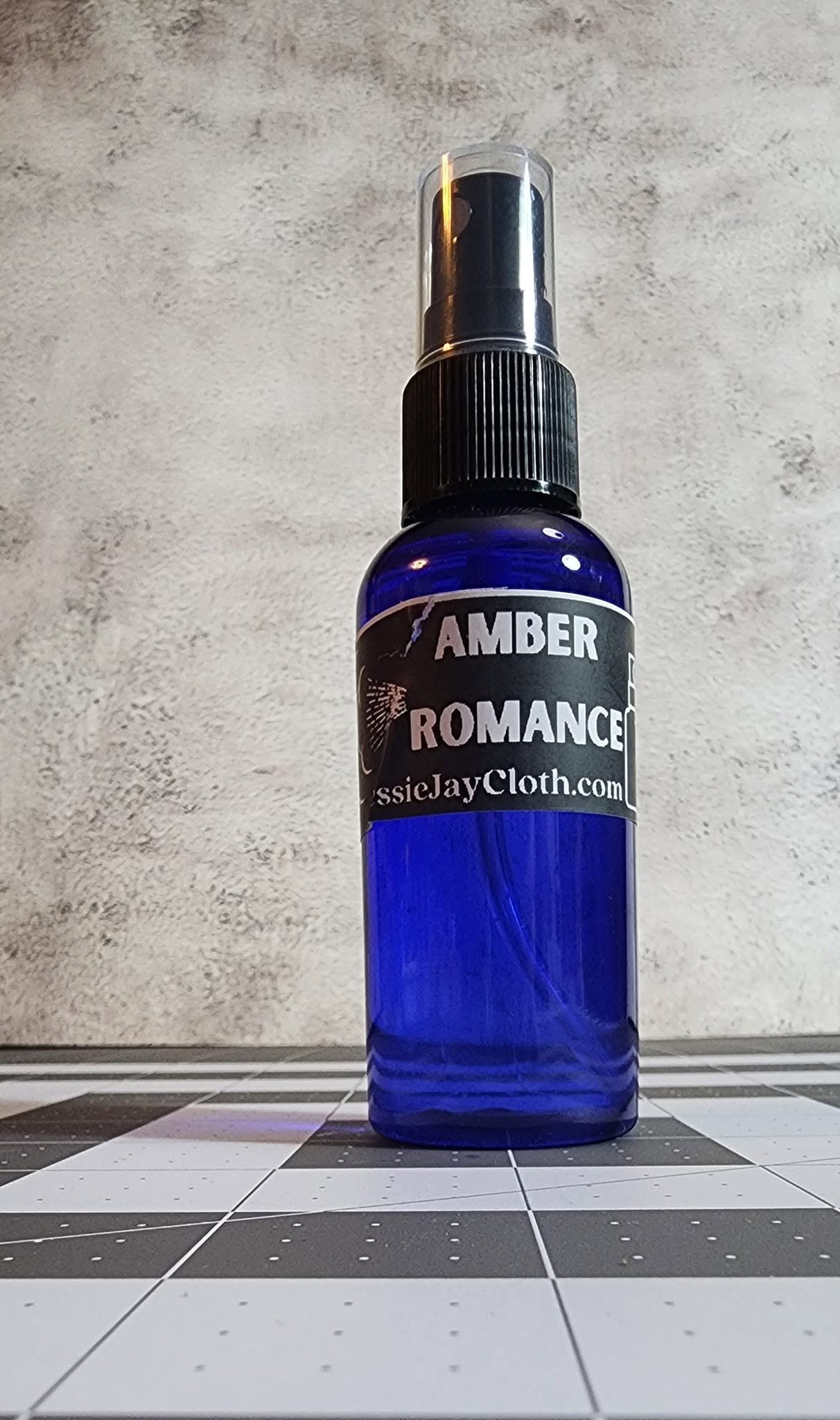 Amber Romance | 2 oz Room & Car Spray
