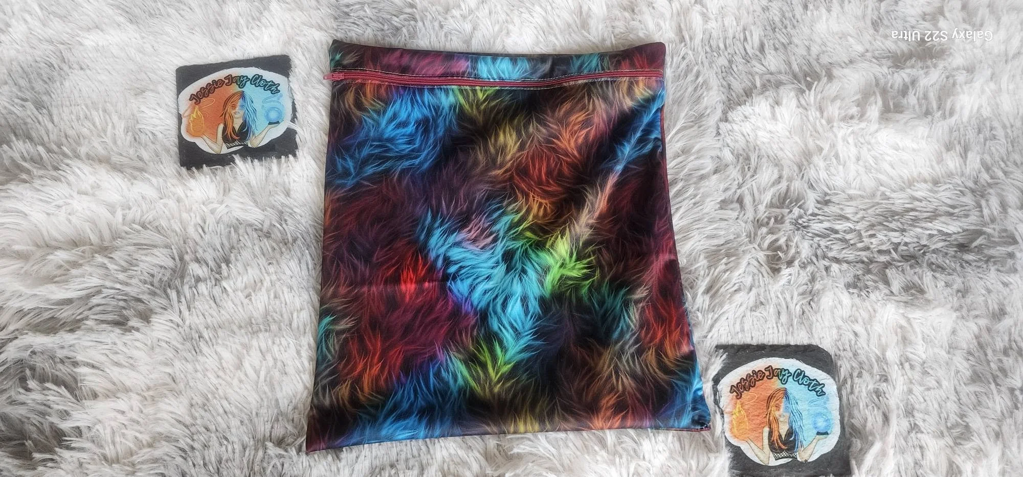 Large Zipper Closure Wet Bag | Rainbow Faux Fur Print