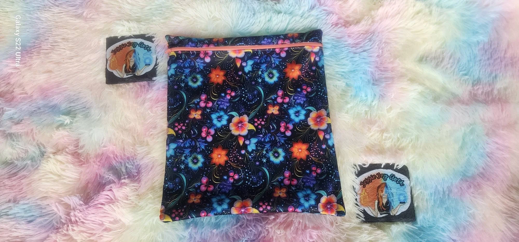 Large Zipper Closure Wet Bag | Floral Whisp