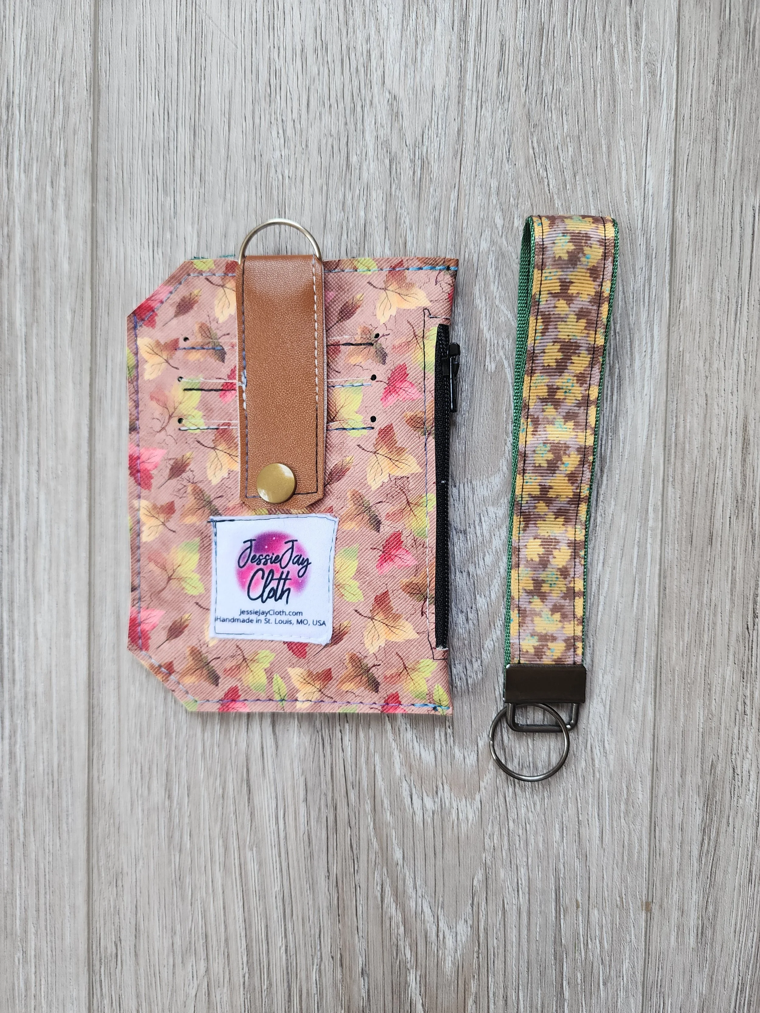 Pocket Pal Wallet + Wristlet Key Fob | Fall Leaves