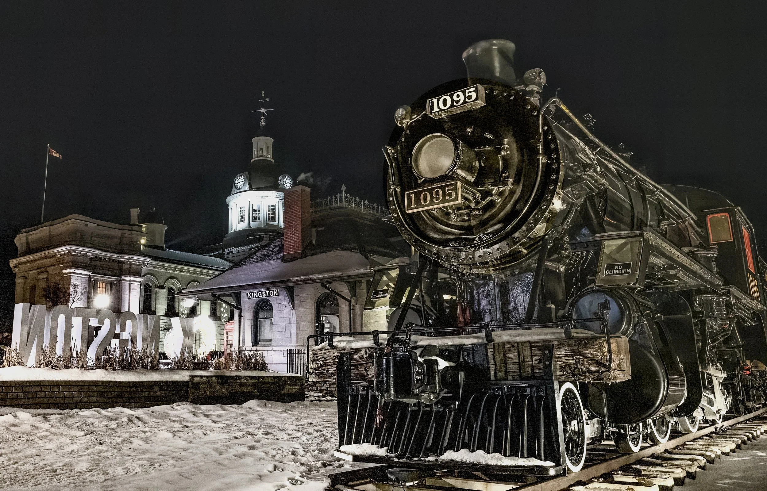 Kingston After Dark