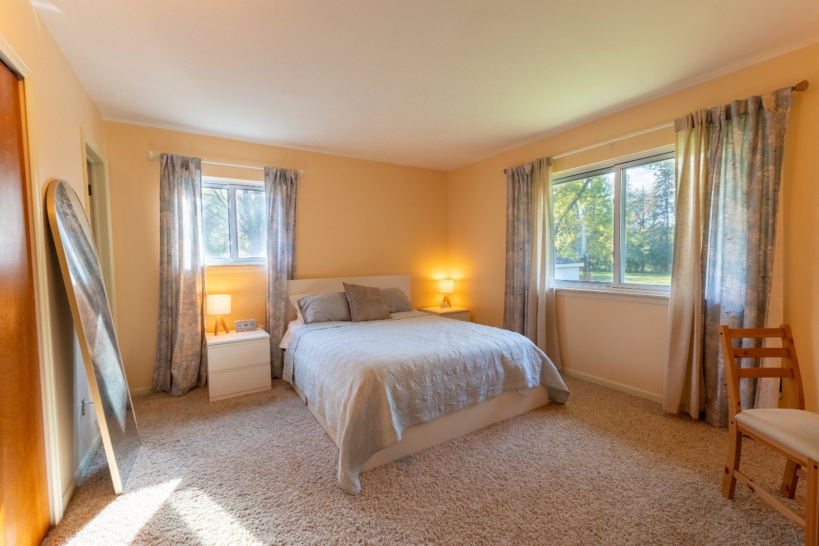 D Morby Media - Post lane real estate photography master bedroom 1.jpg