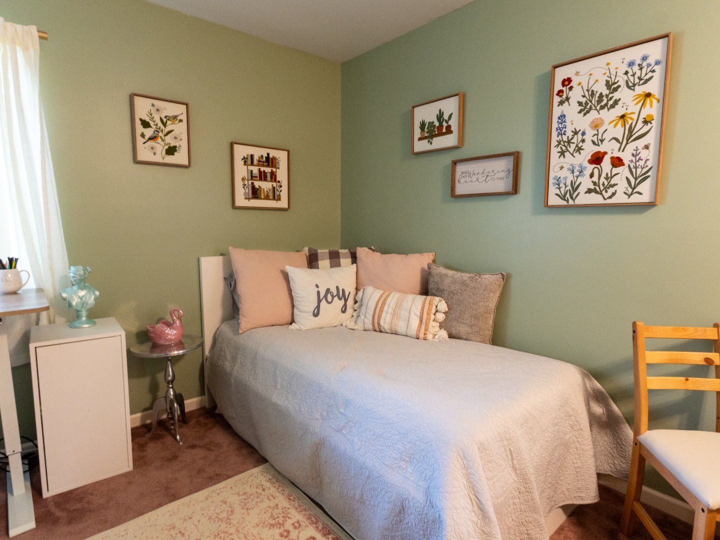 D Morby Media - Post lane real estate photography office bed airbnb.jpg