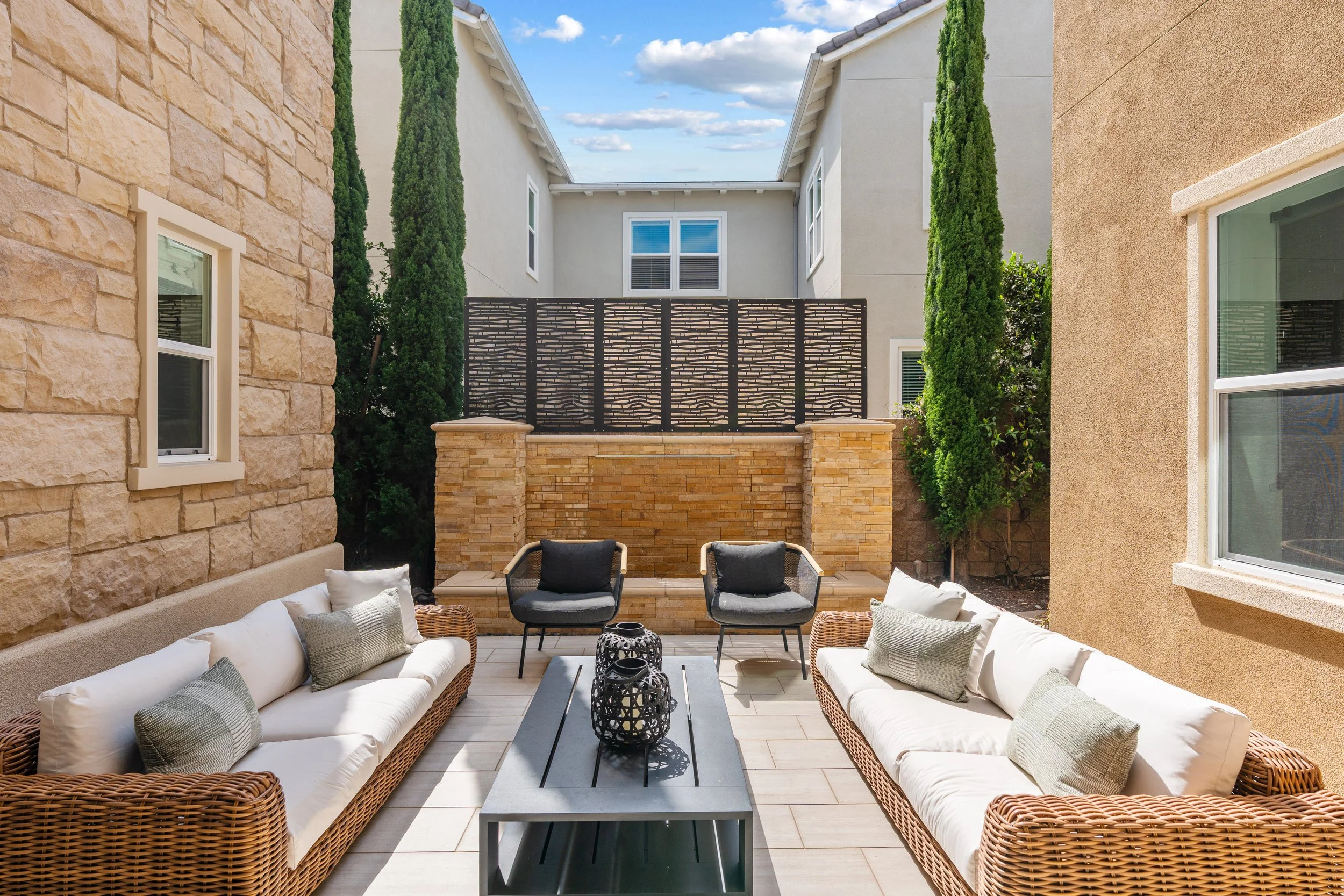 A9M_046_4720 Borden Ct.jpg