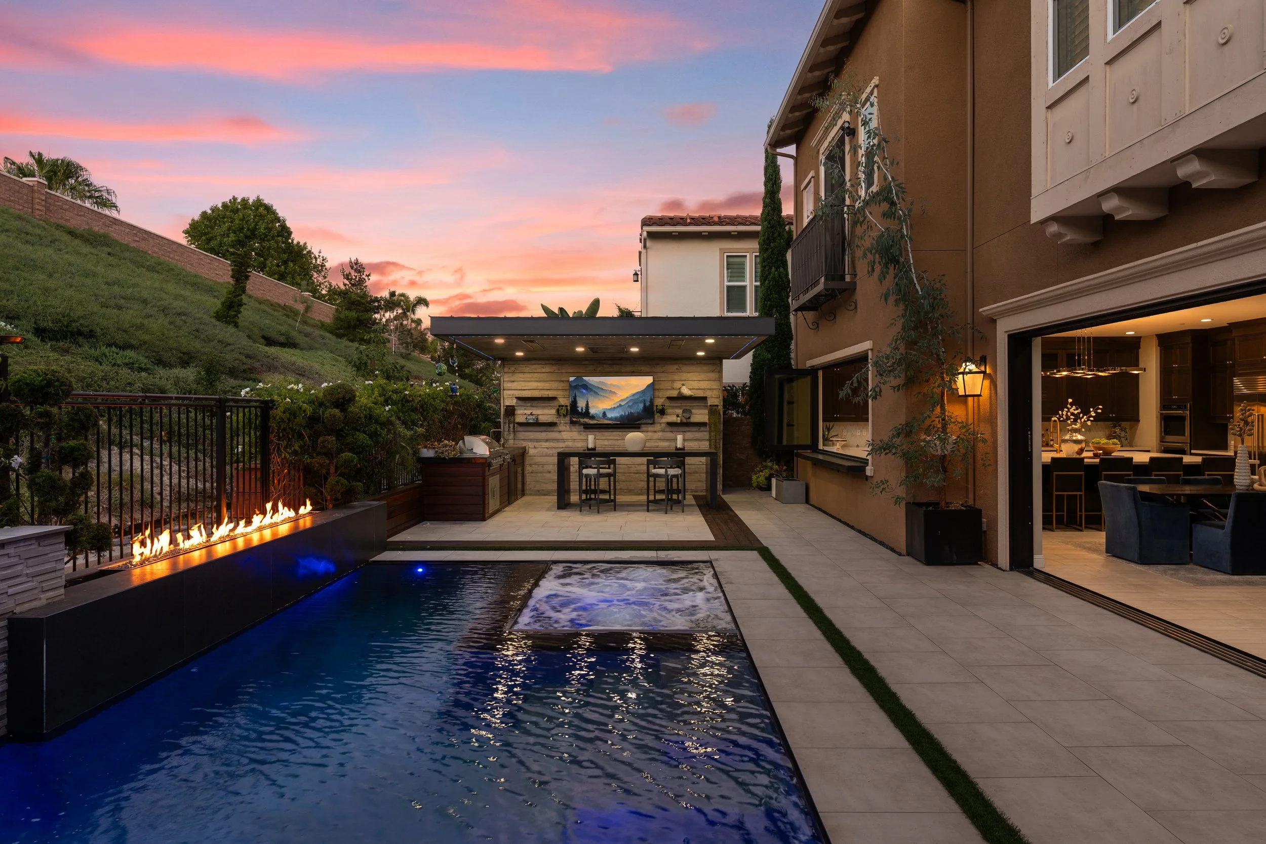 A9M_011_4720 Borden Ct.jpg