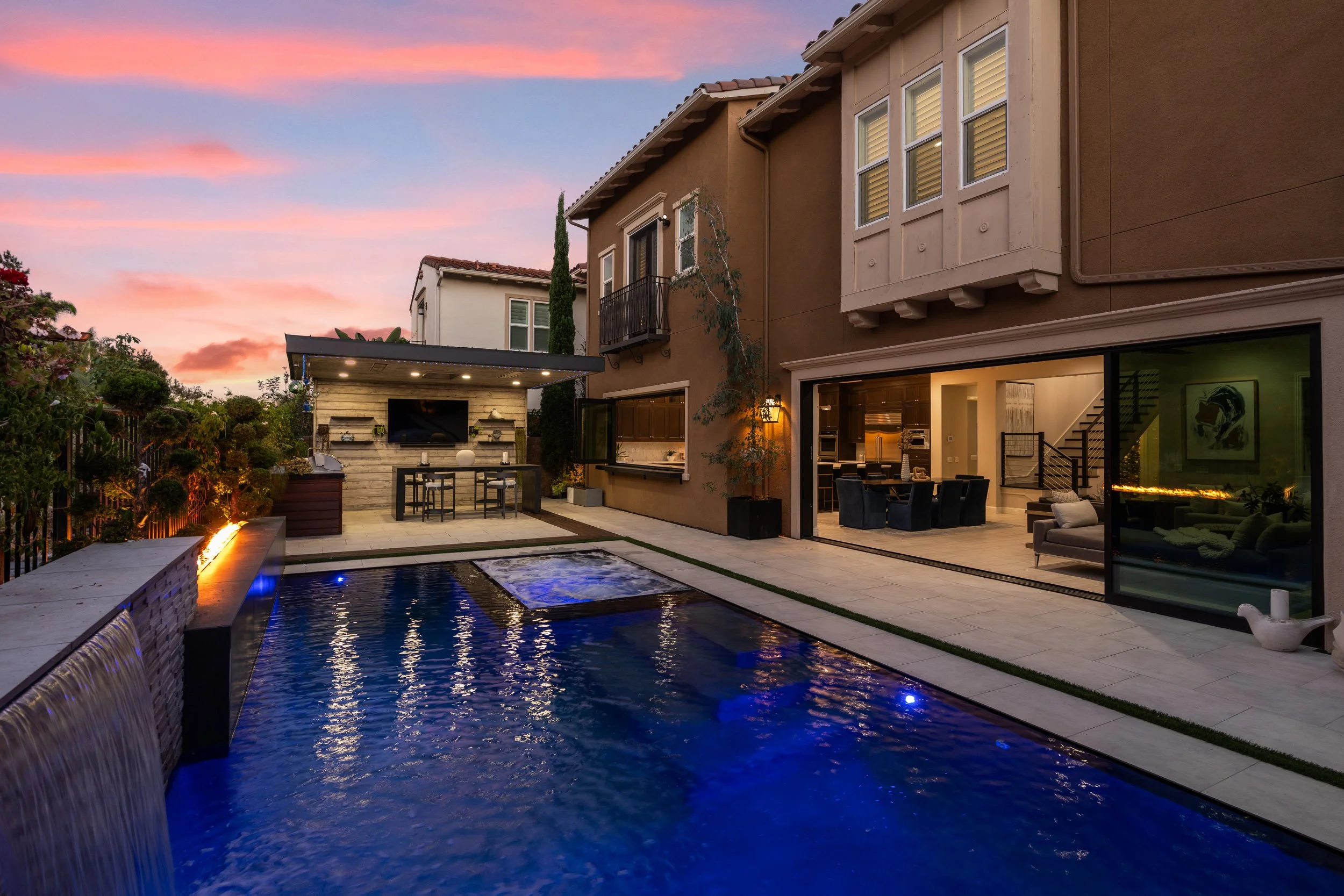 A9M_016_4720 Borden Ct.jpg