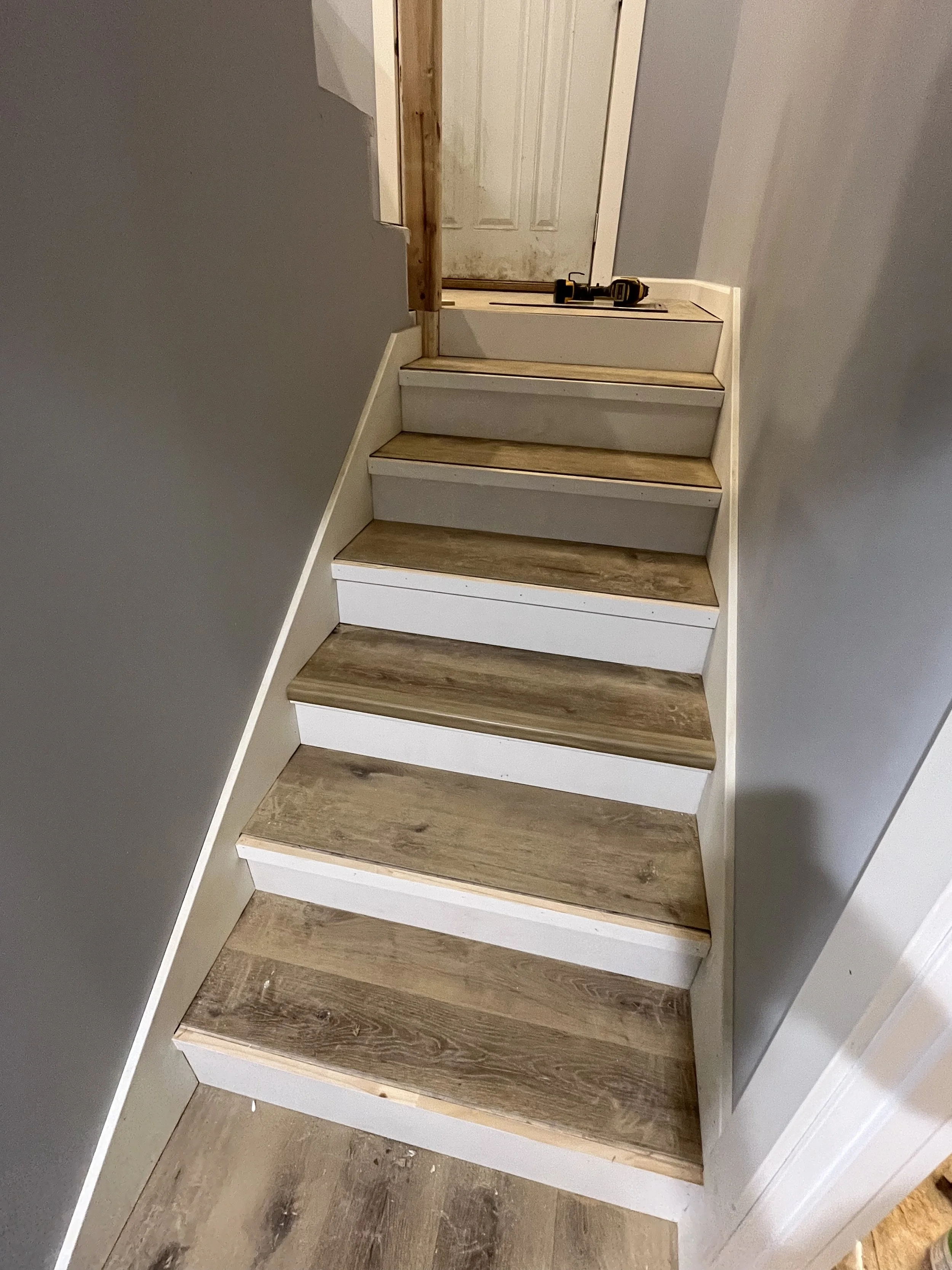 We would like to give a special shoutout to YIMS Woodworks LLC, based out of kokomo, IN for coming out and doing these custom stair treads and risers. 