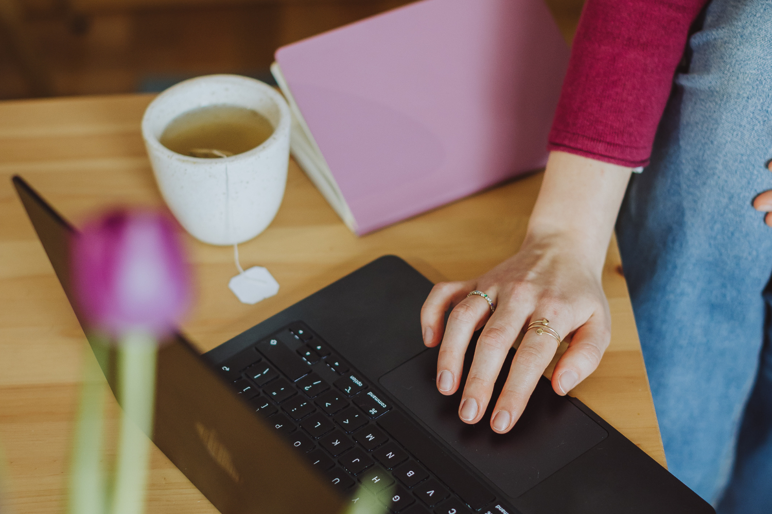Write Copy That Sounds Like You (Even When You’re Using AI)