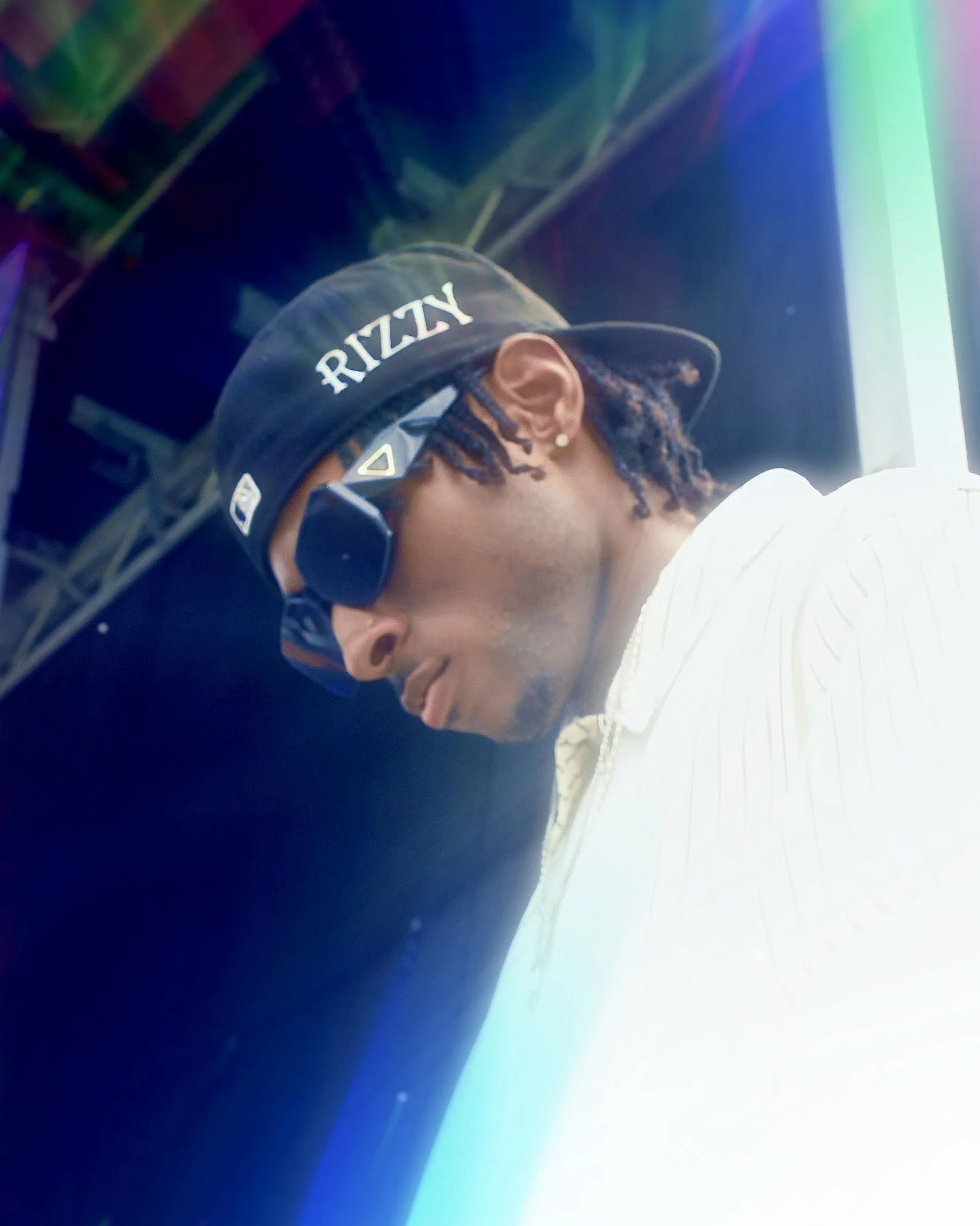 GLO.jpg