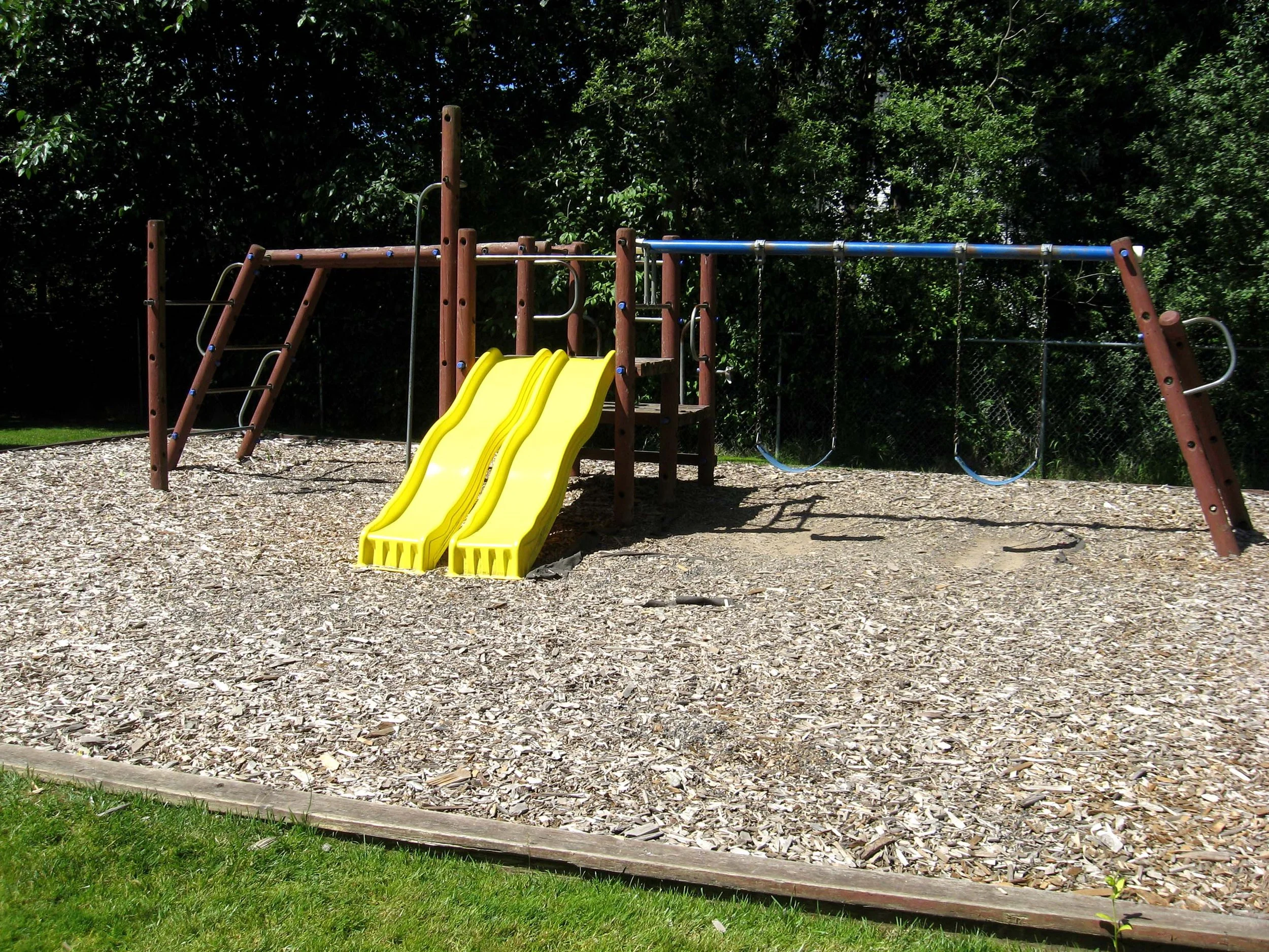 Apartment_Community_Playground.jpg