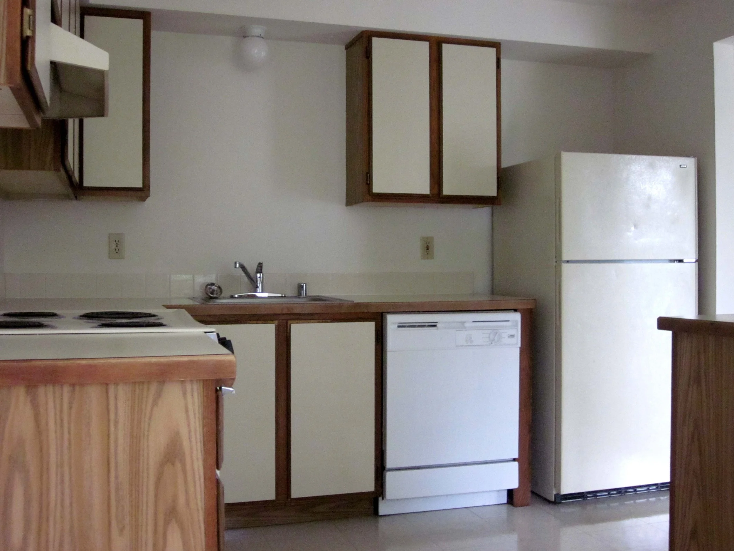 Northbrook_Apartment_Kitchen.jpg