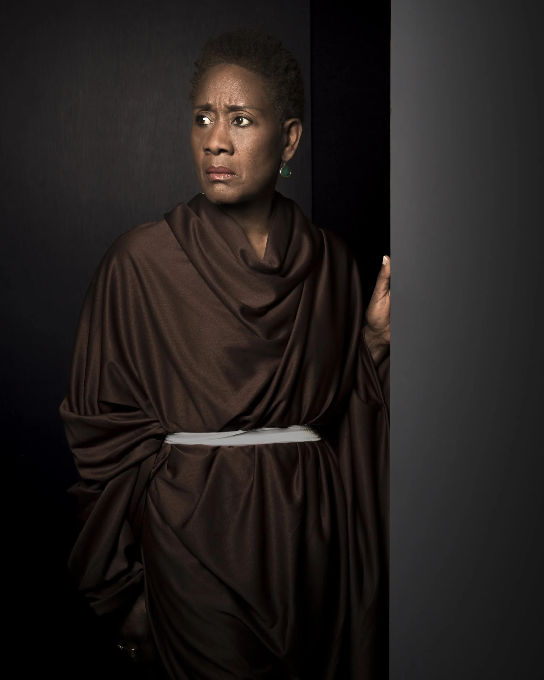 Veralyn Jones Hamlet William Shakespeare Elizabeth Swain Kiki & David Gindler Performing Arts Center Antaeus Theatre Company