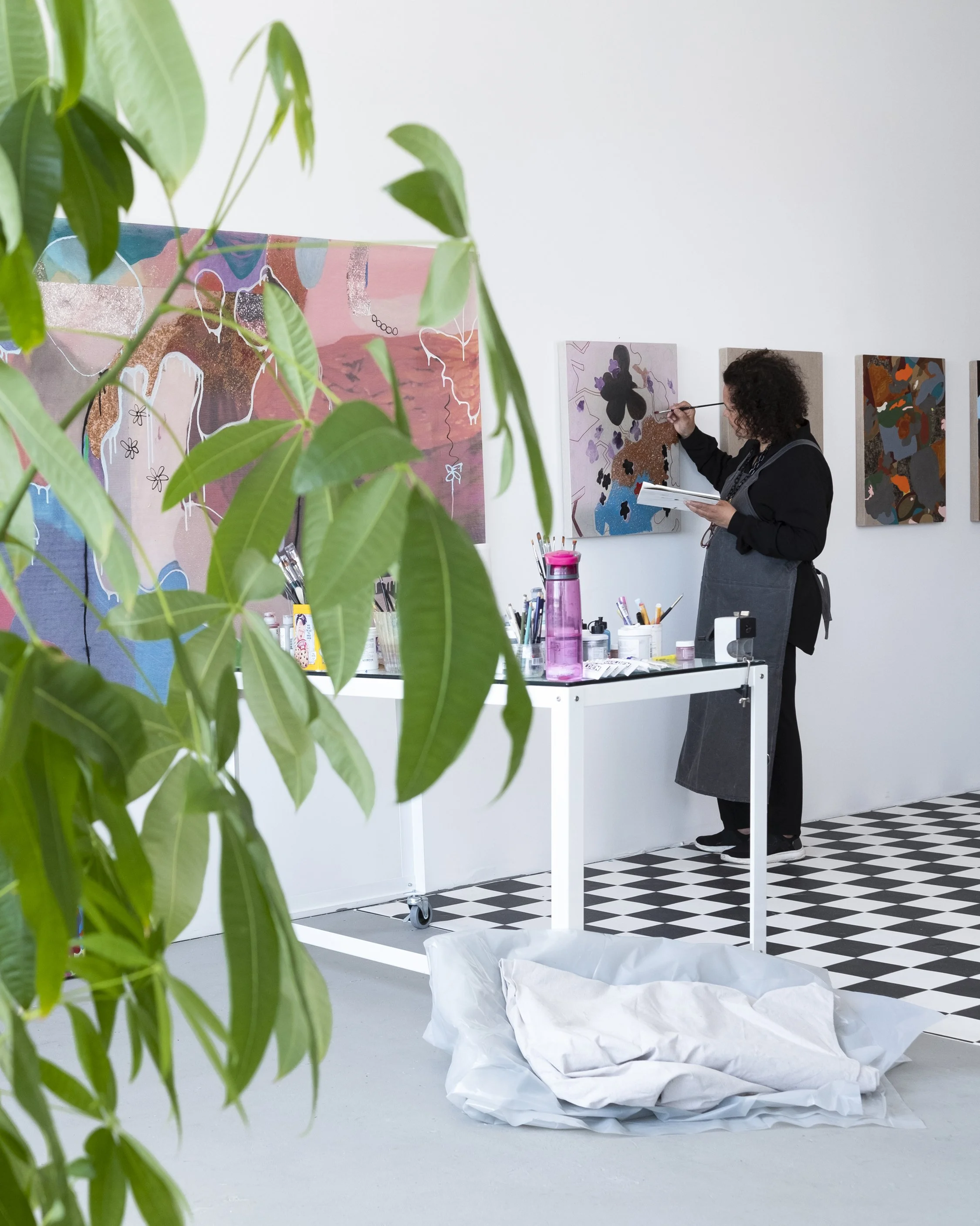 Candida Alvarez American artist and professor, known for her paintings and drawings exhibited at the Whitney Museum of American Art US Latinx Artist Fellow Helen Frankenthaler Foundation Pollock-Krasner Foundation Yale School of Art Rei Kawakubo Addi
