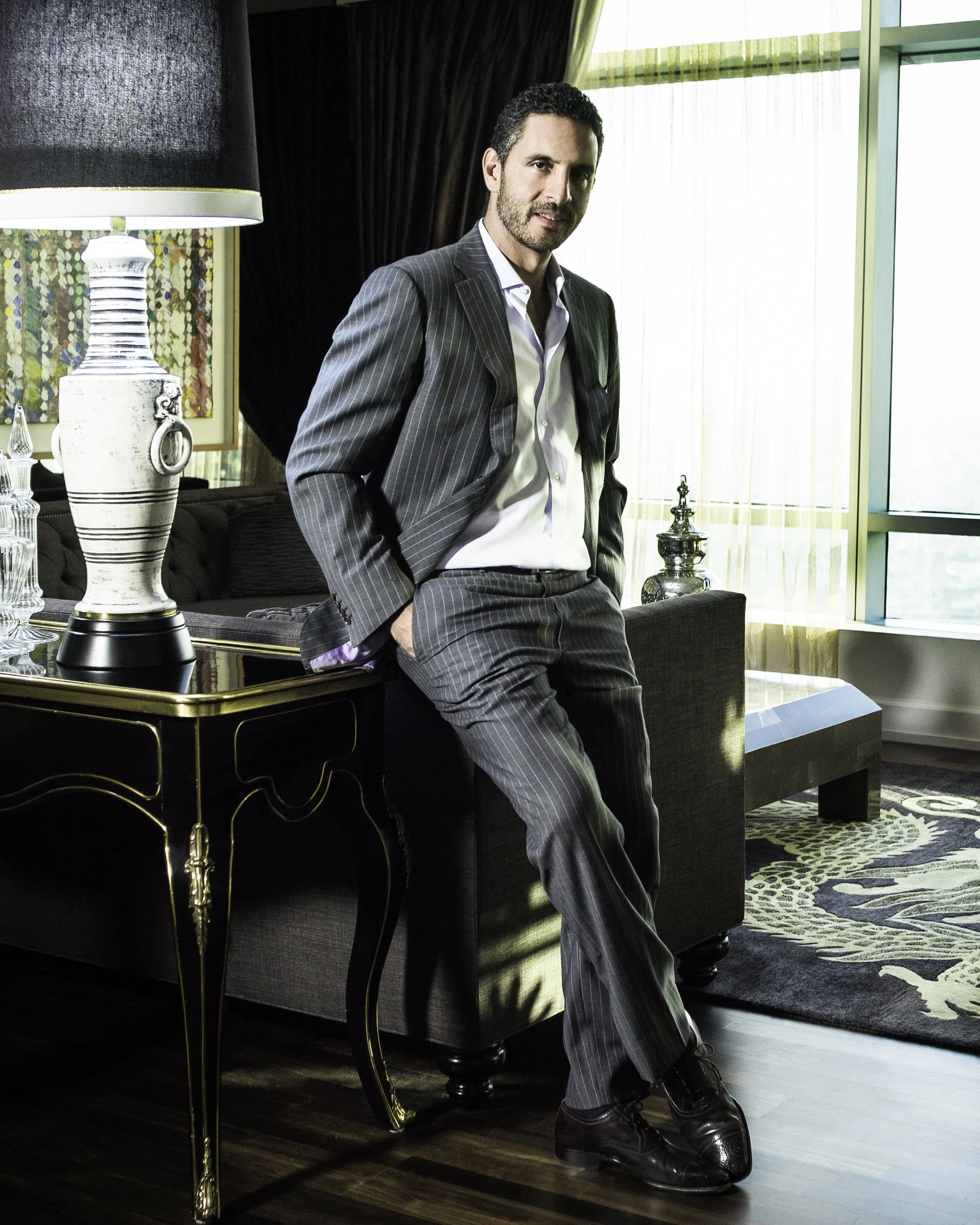 Mauricio Umansky is a Mexican and American real estate agent businessman and television personality co founder and chief executive officer of The Agency married to but separated from actress and television personality Kyle Richards