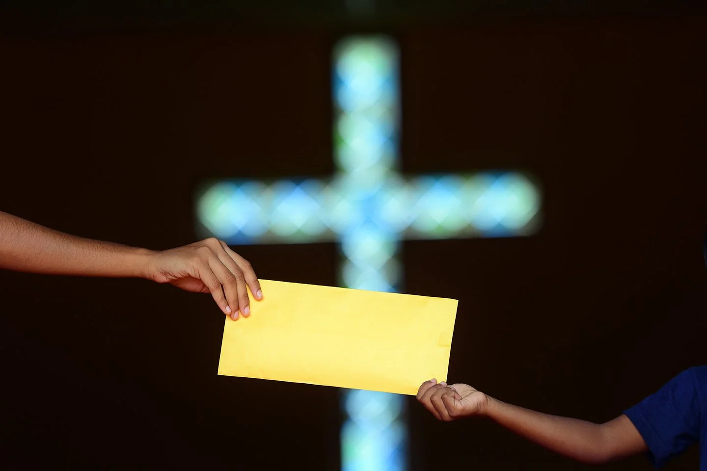 Hands with an envelope