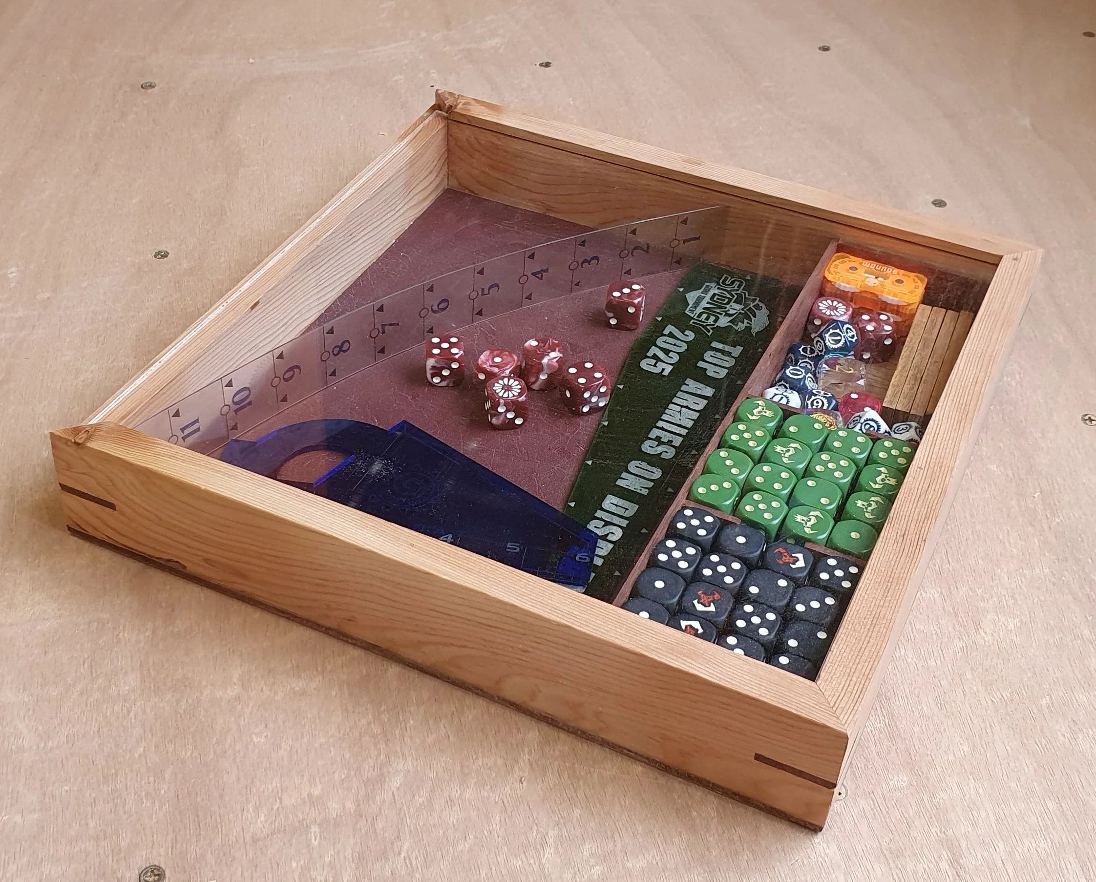 Cedar Dice Tray - 32+32 Dice