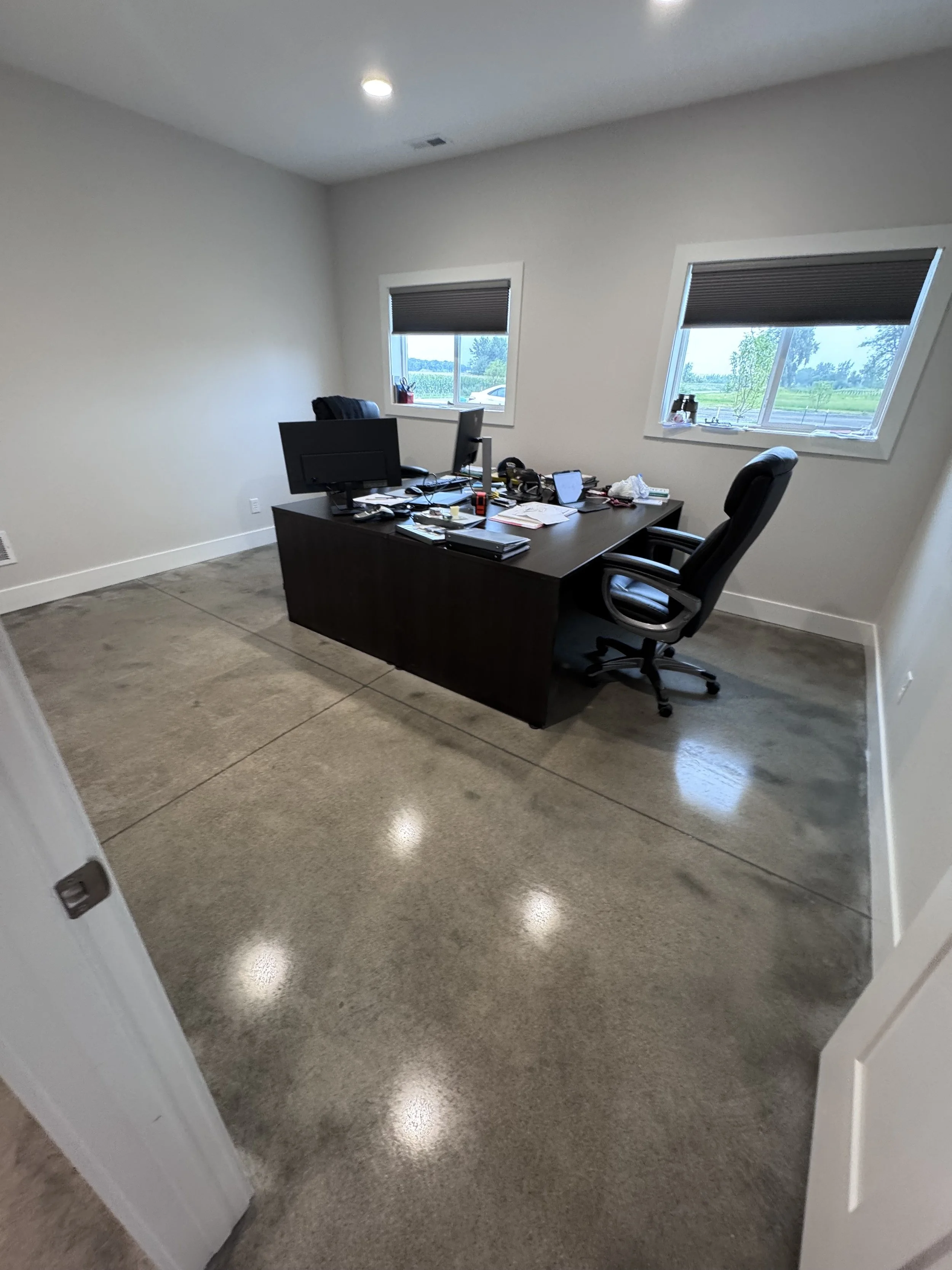 Spotless commercial office cleaned by Fuentes Service Providers