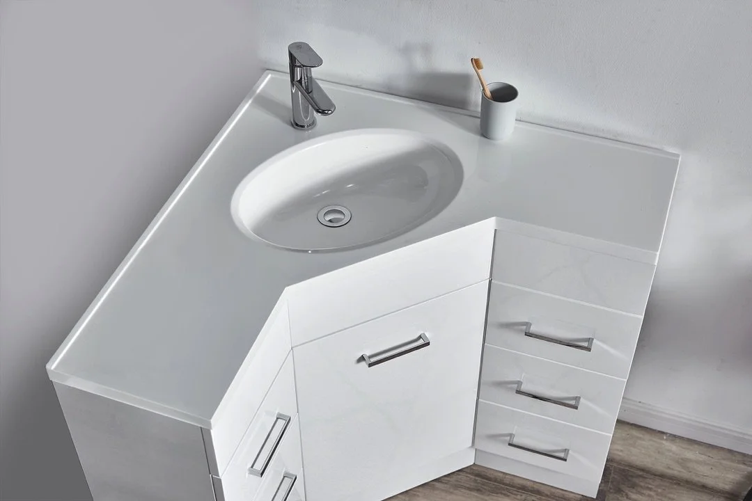 PZ Corner Vanity - image 6