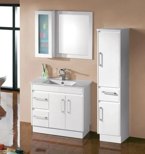 SK31 Freestanding Vanity with Kickboard - image 5