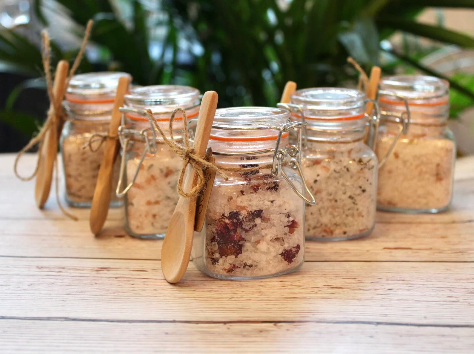 Herbal Bath Soak - Rose Petal & Milk - 8 oz bag
