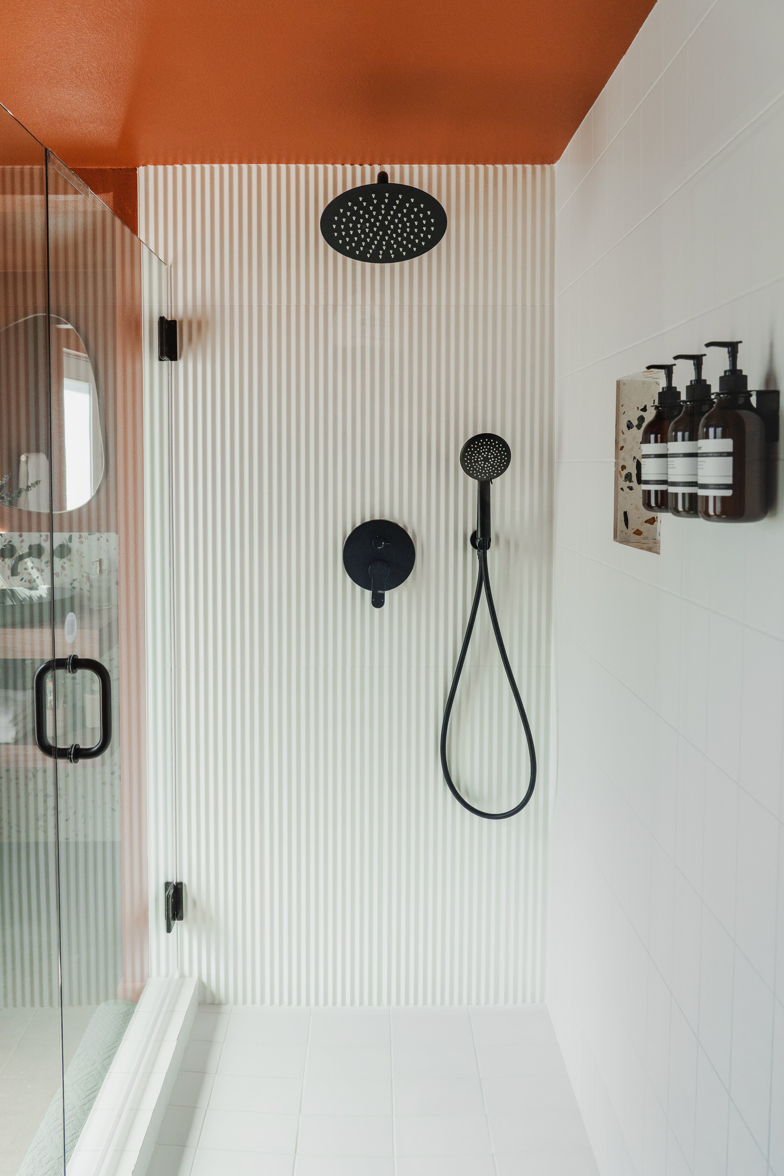 Arguably the best shower of your life! Complete with natural Body Wash, Shampoo and Conditioner.