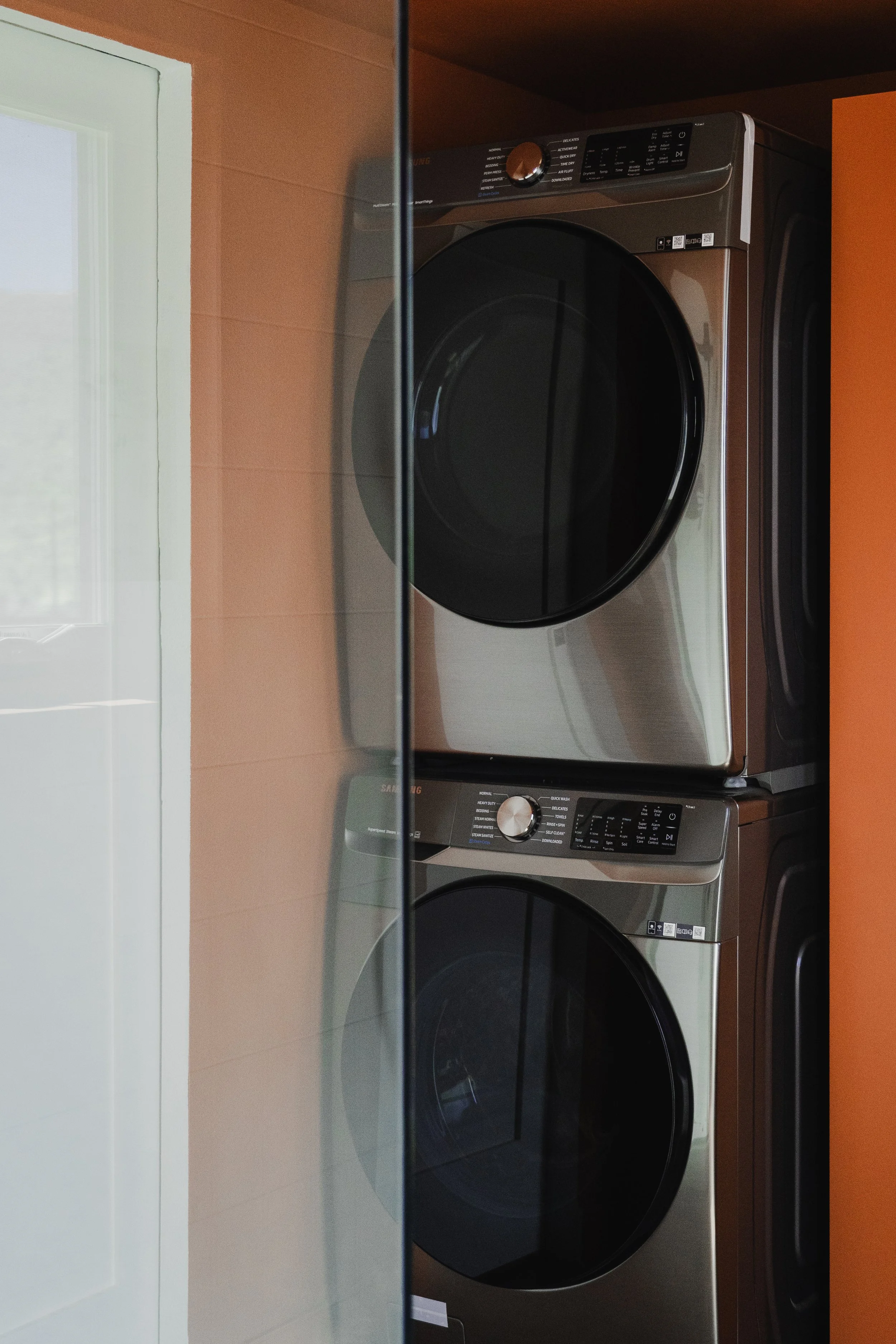 On-site laundry to keep you clean on longer stays and after tips into the National Park.