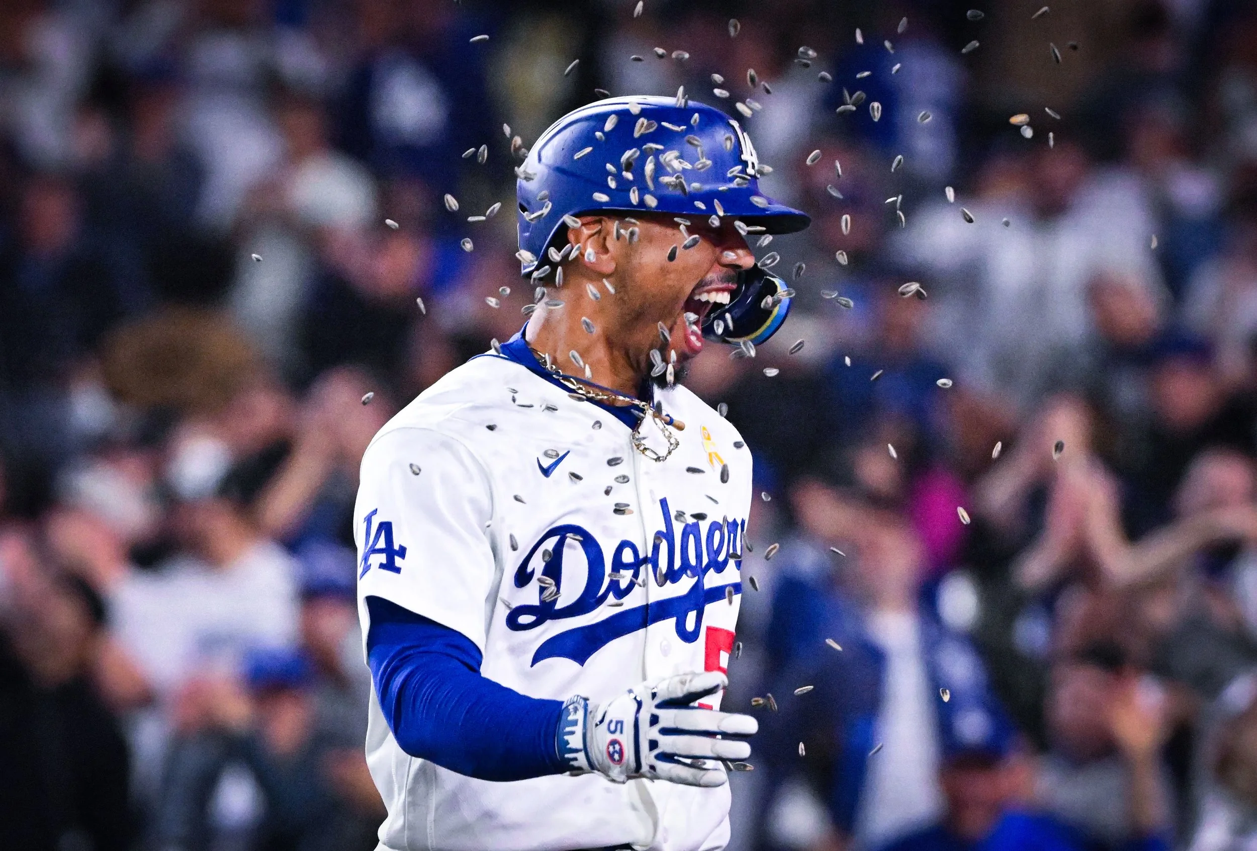 Mookie Betts Powers Dodgers’ Comeback as LA Completes Sweep of Nationals