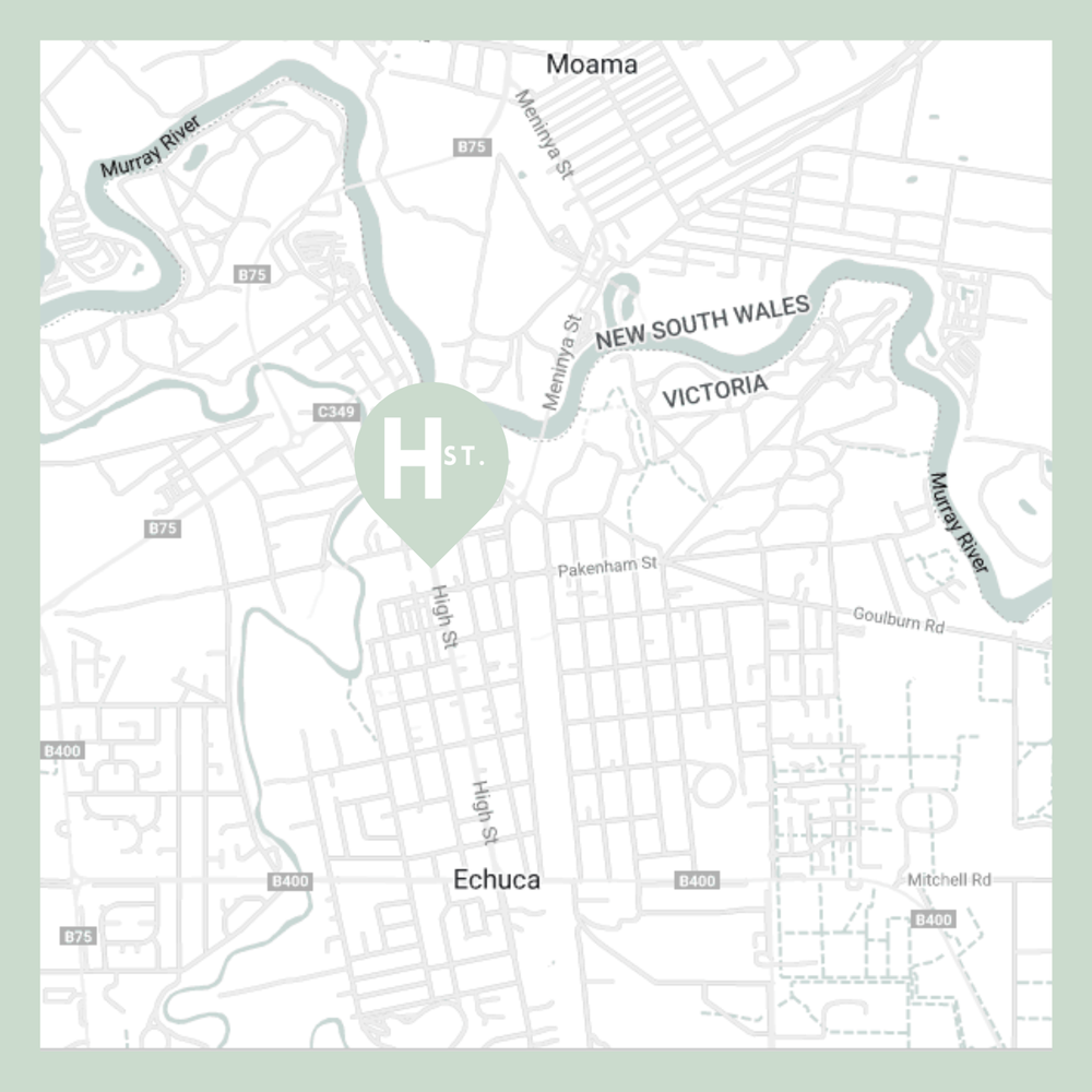 Map of Echuca, Australia, highlighting the Murray River, Goulburn Road, Pakenham Street, and High Street, with labels for Moama, Victoria, New South Wales, and the Murray River.