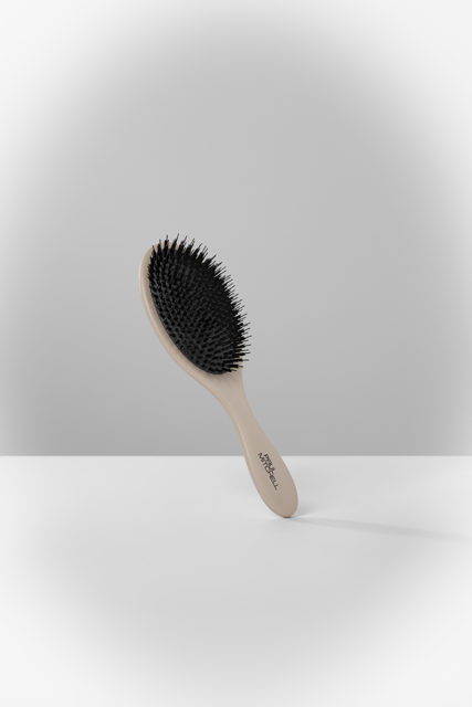 JF26_PM_Artistic_Dressing_Brush_RGB Medium.png