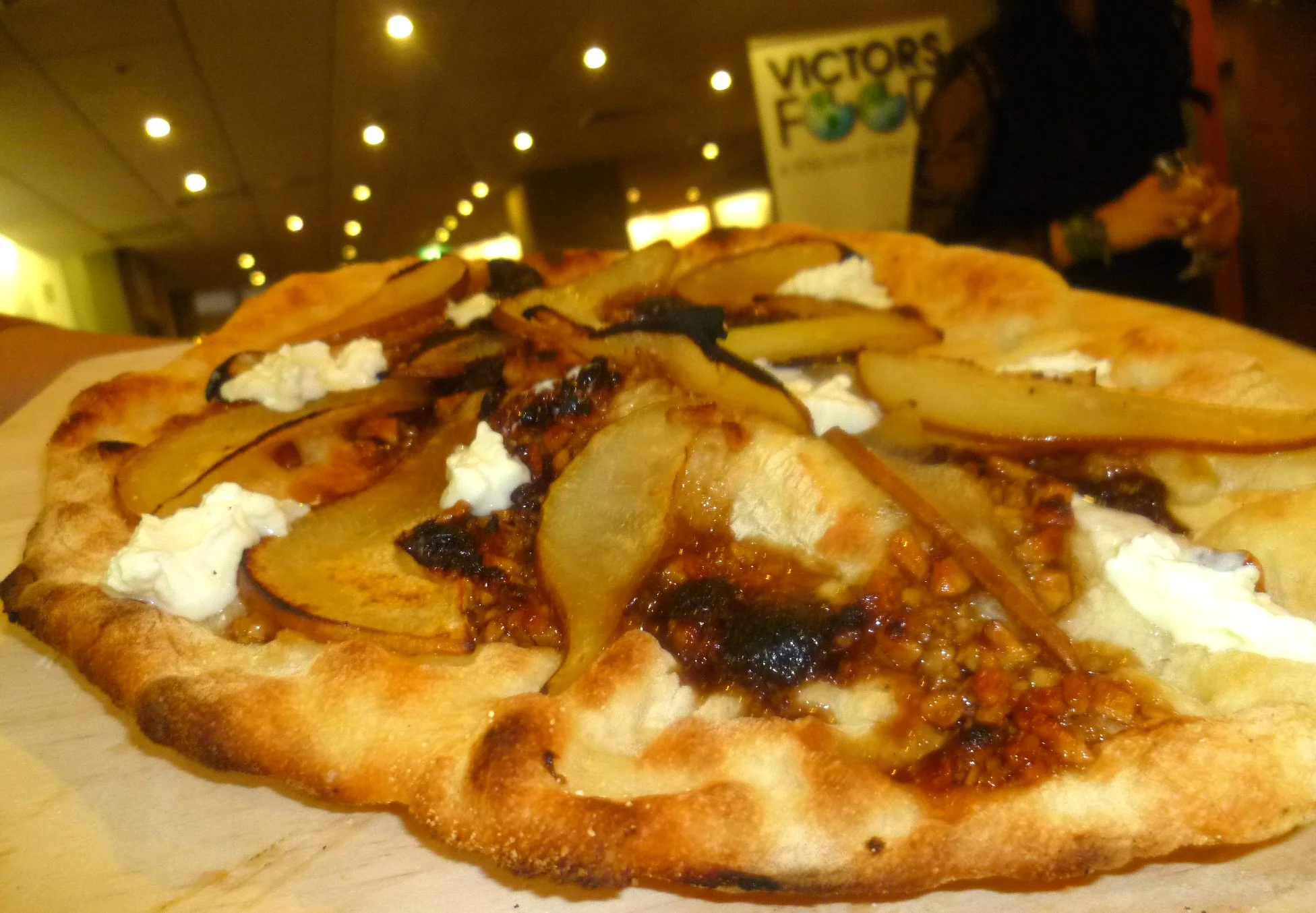 “No Drama” Pear, Walnut and Chocolate Pizza Recipe