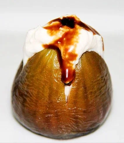 Recipe: Balsamic Caramel Drizzled Figs with Ricotta