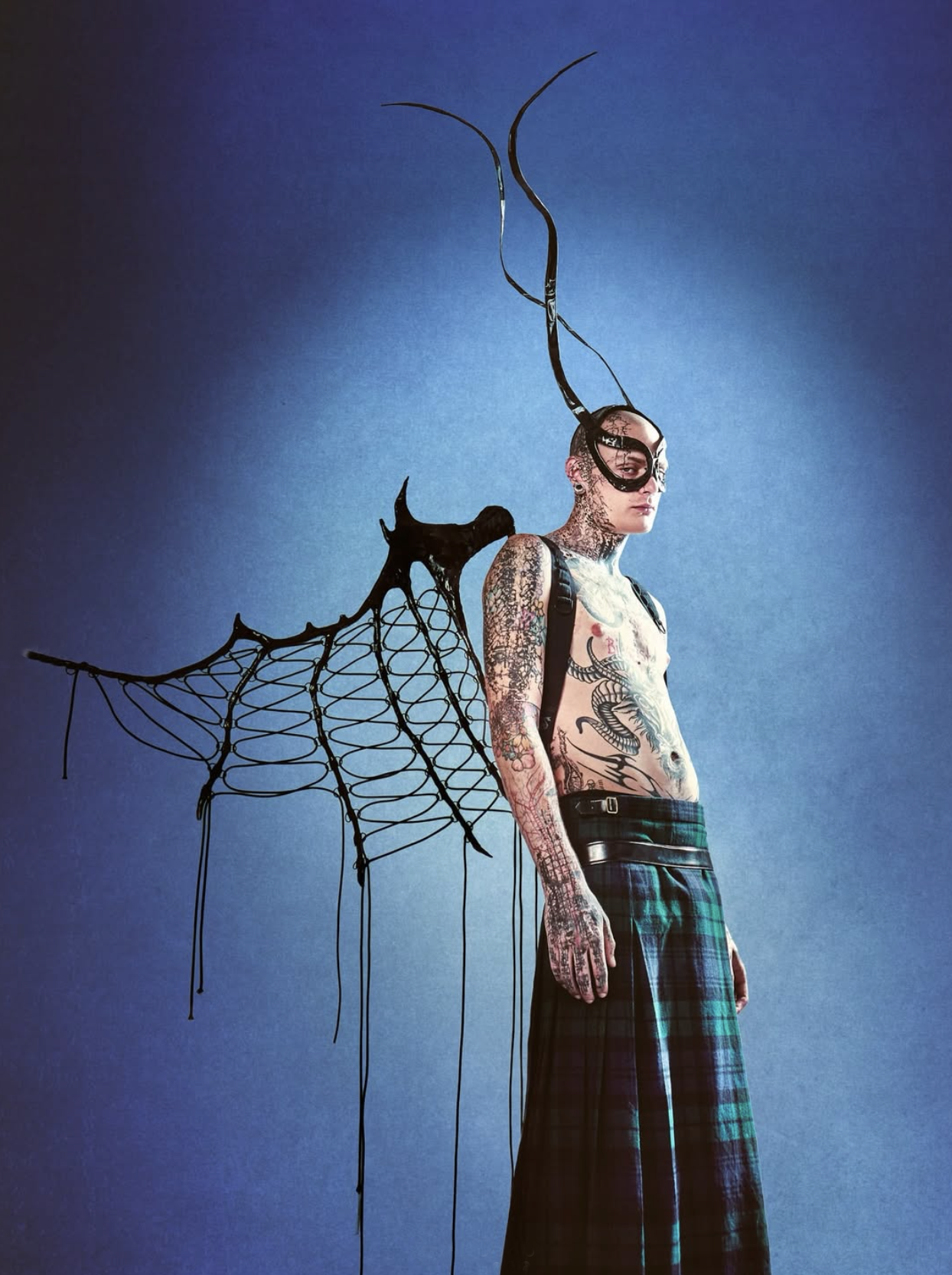 17.23 Magazine
Photo: Bianca Mehnert
Model: Zane Vitt