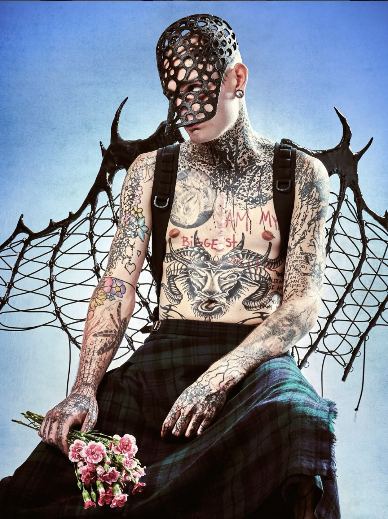 17.23 Magazine
Photo: Bianca Mehnert
Model: Zane Vitt