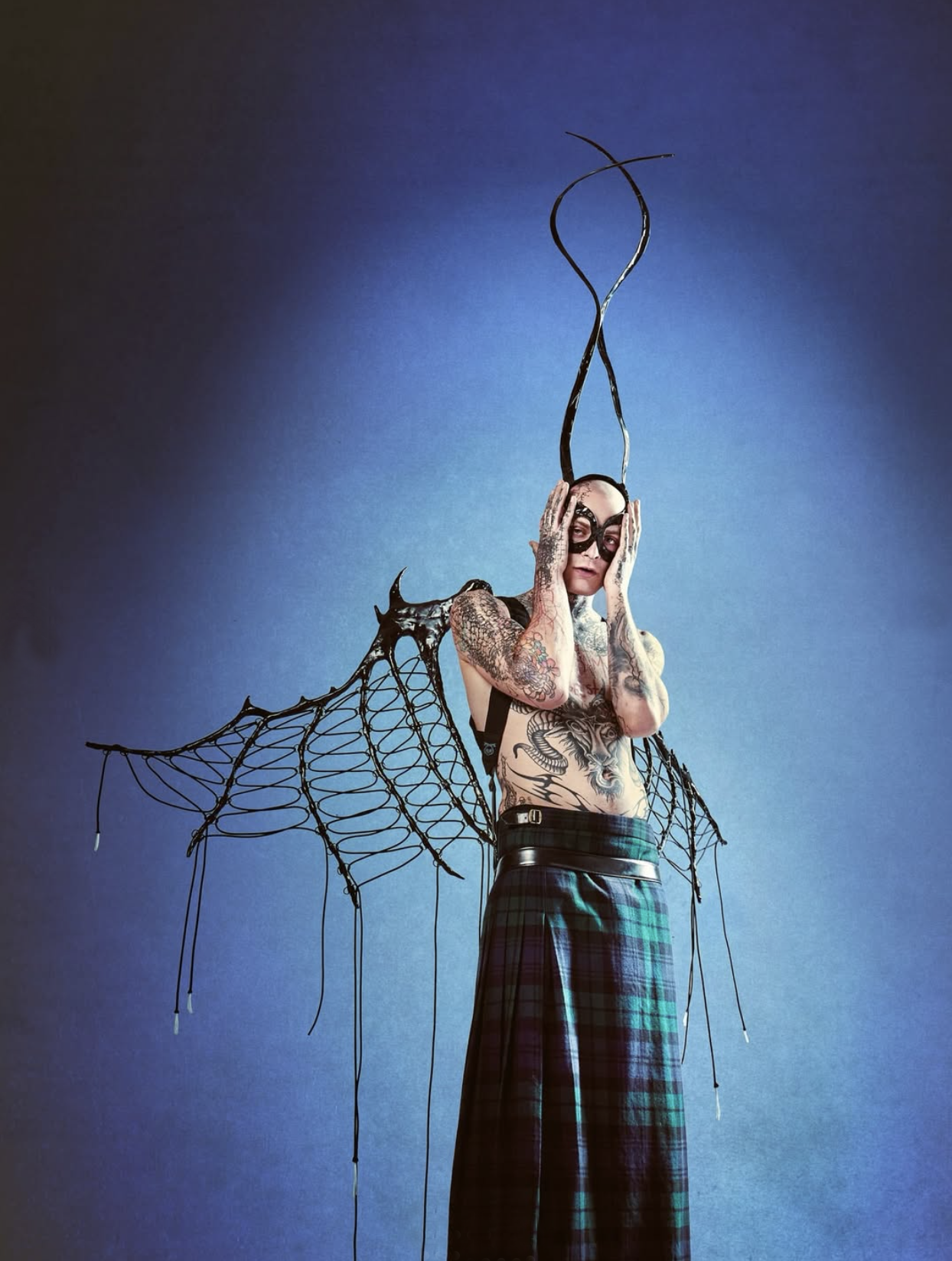 17.23 Magazine
Photo: Bianca Mehnert
Model: Zane Vitt