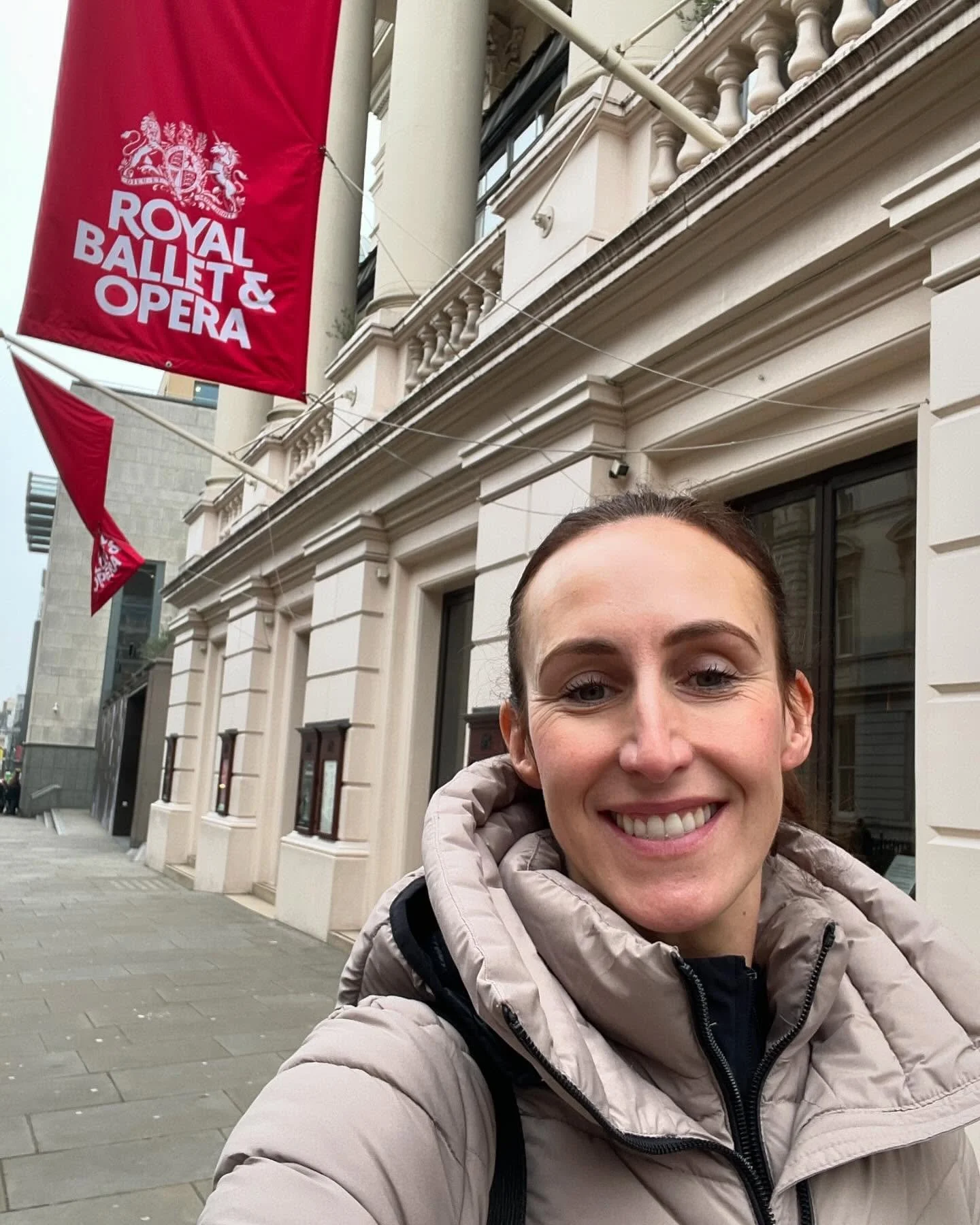 Thrilled to be starting as a part time cover Soft Tissue Therapist @royalballetandopera today! Hugely grateful to @nlssm for the opportunity and their brilliant training 🙏