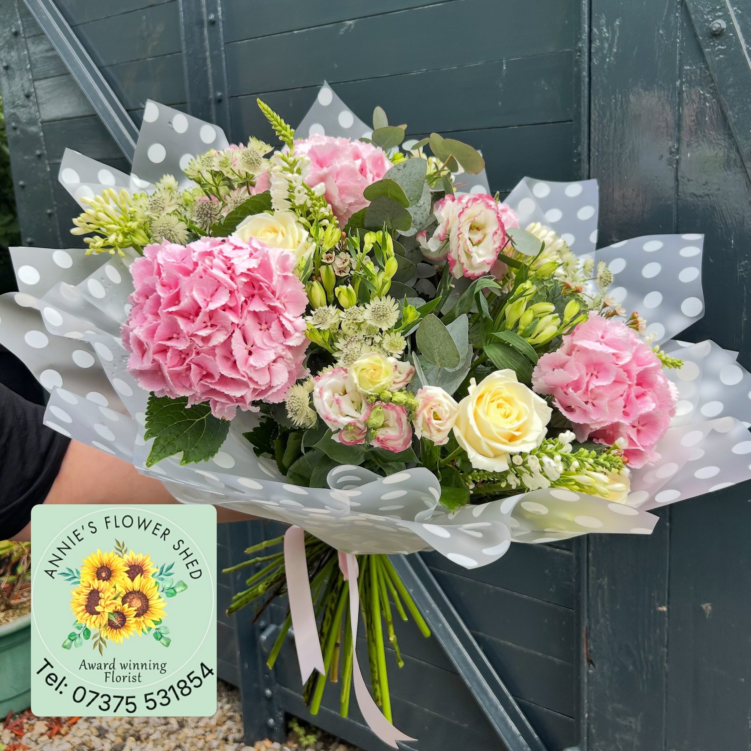 hydrangea bouquet large
