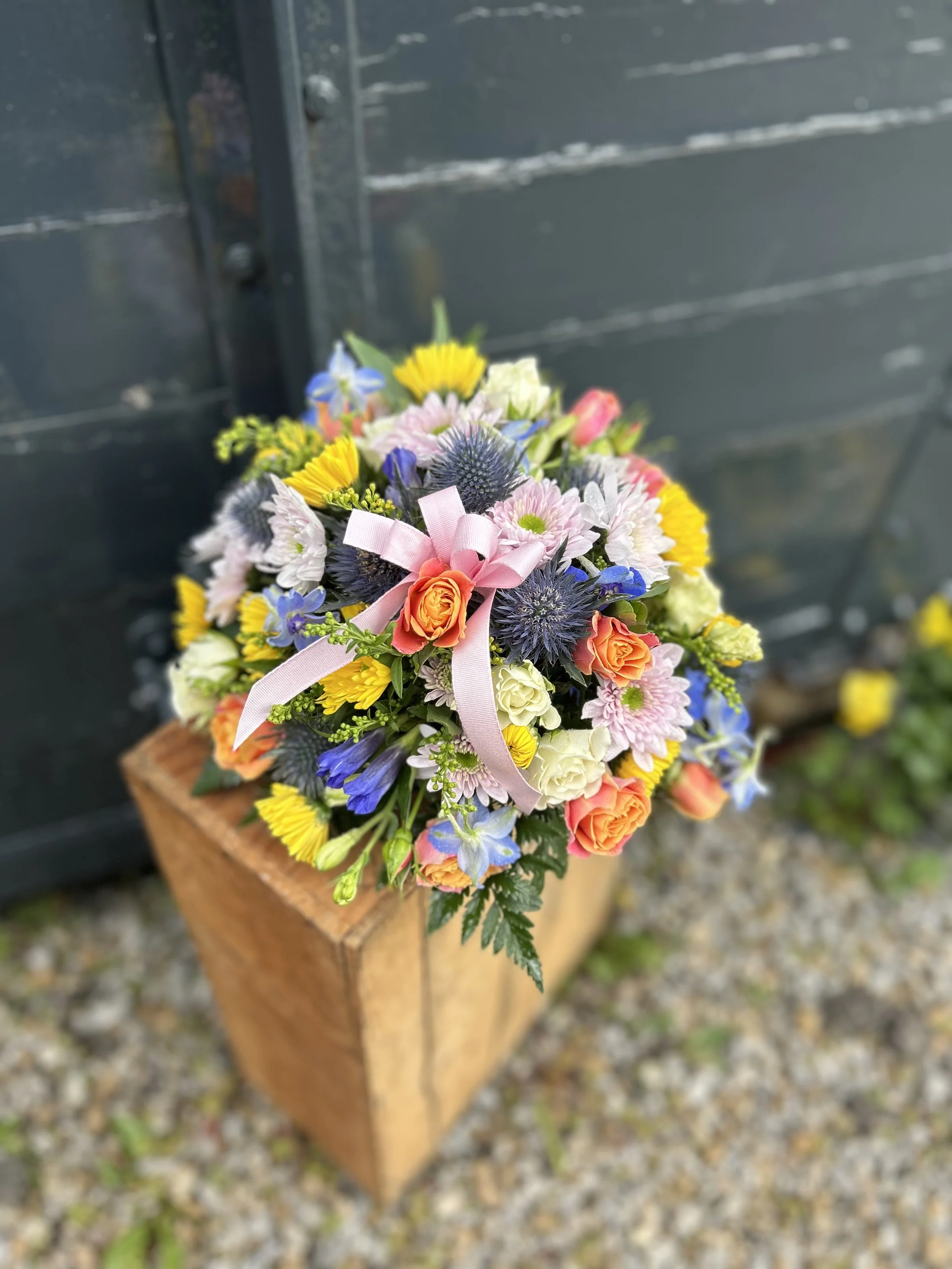 A colorful posy