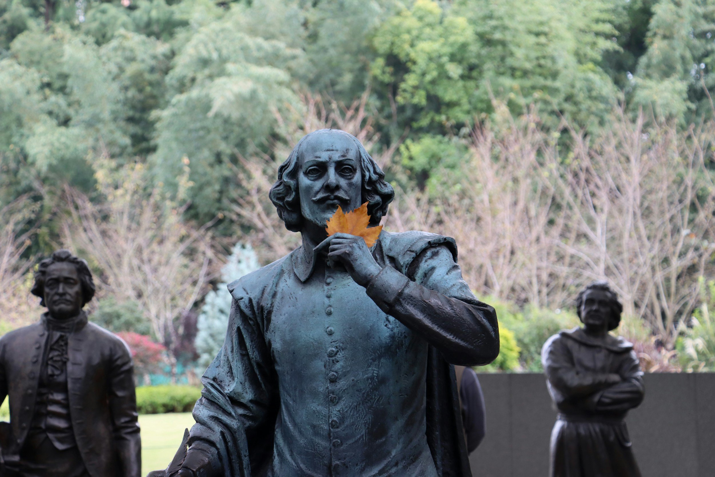 Shakespeare statue.