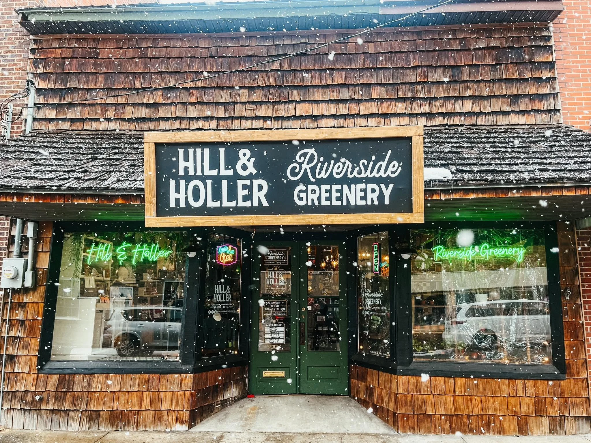 Hill & Holler / Riverside Greenery 