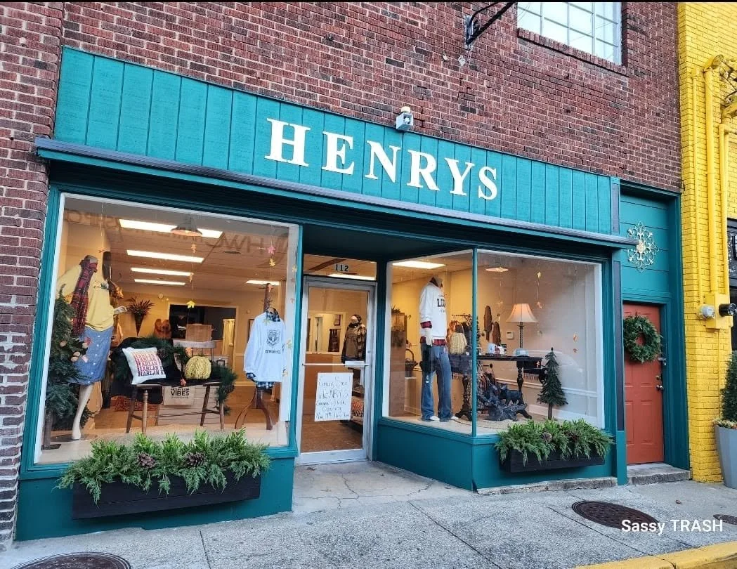 Henry’s Souvenirs and Gifts