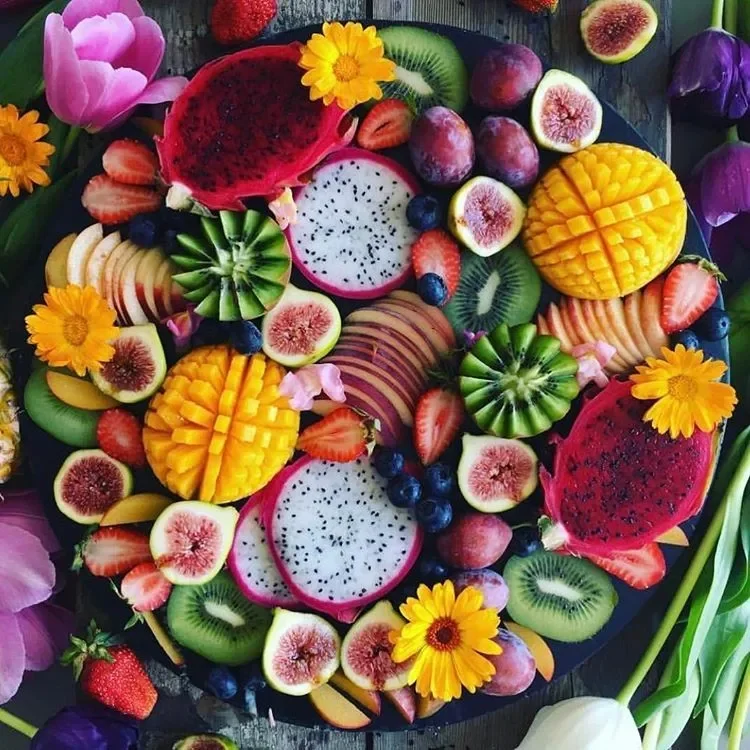 coupe de fruits exotique coupés