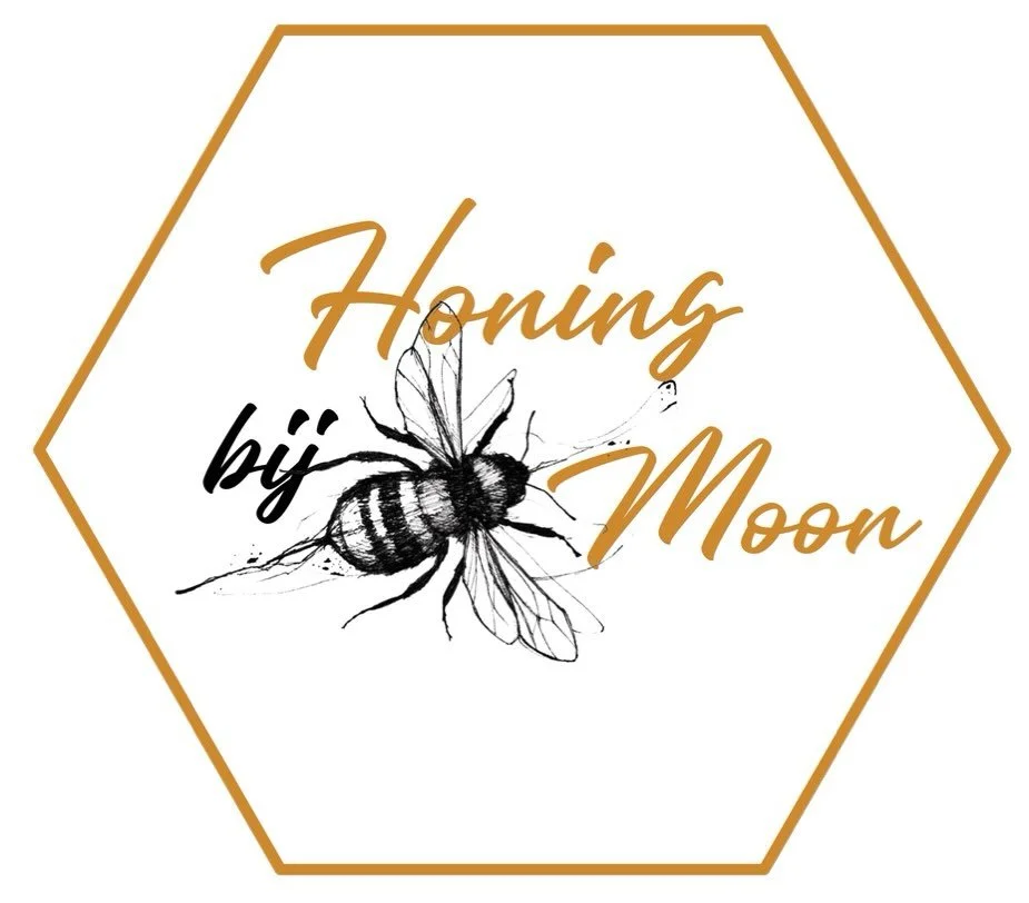 🐝 Heel b(l)ij!! Zie hier: het nieuwe logo en check ook de nieuwe website: www.honing-bij-moon.nl 🐝