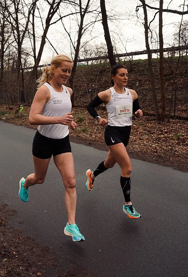 annika-und-britta (1).jpg