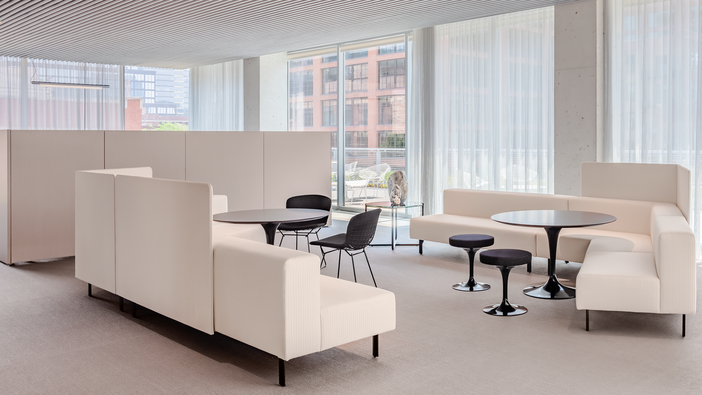 250607_Knoll_Chicago_DSF9518.png