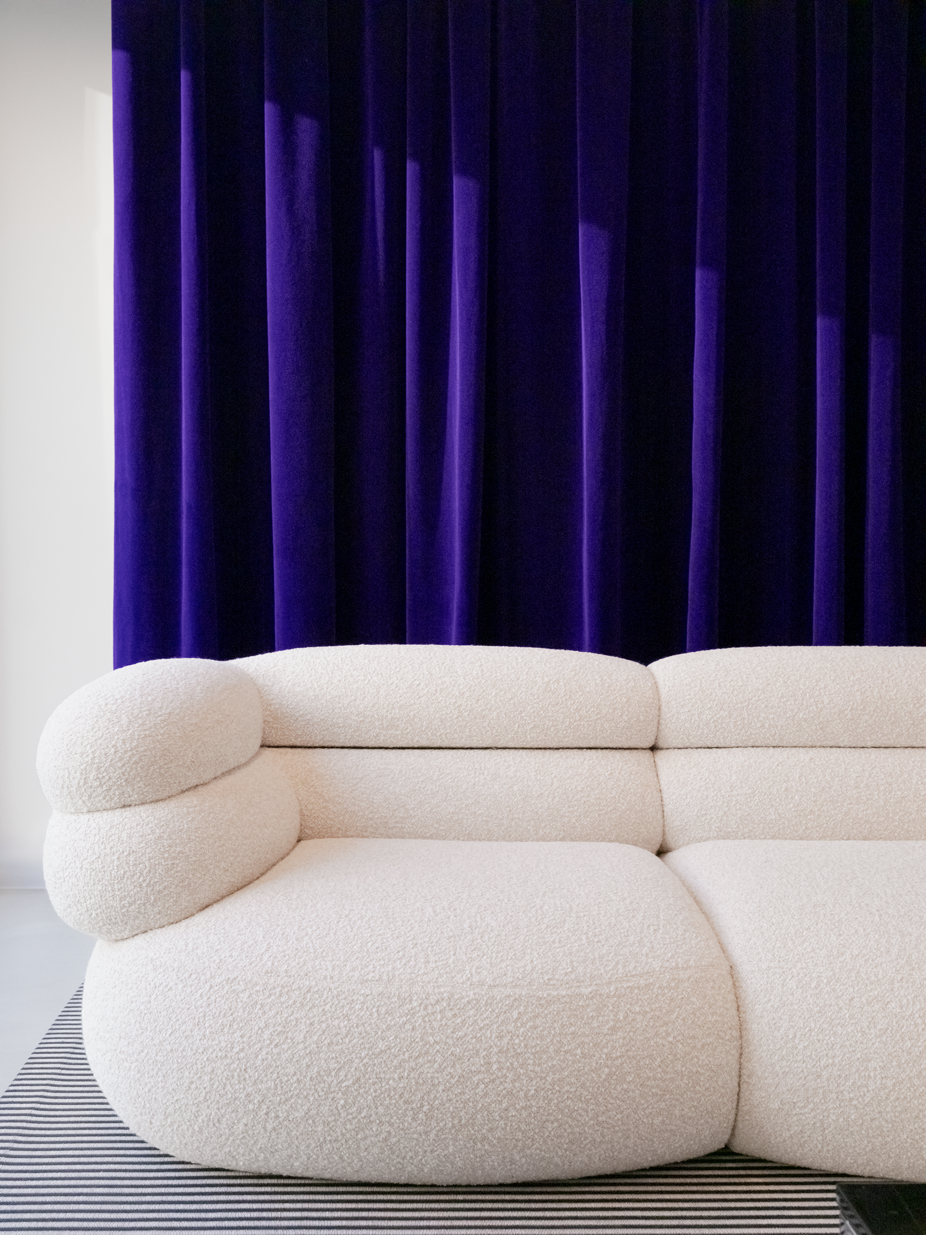 250407_Knoll_Showroom_DSF8406.png