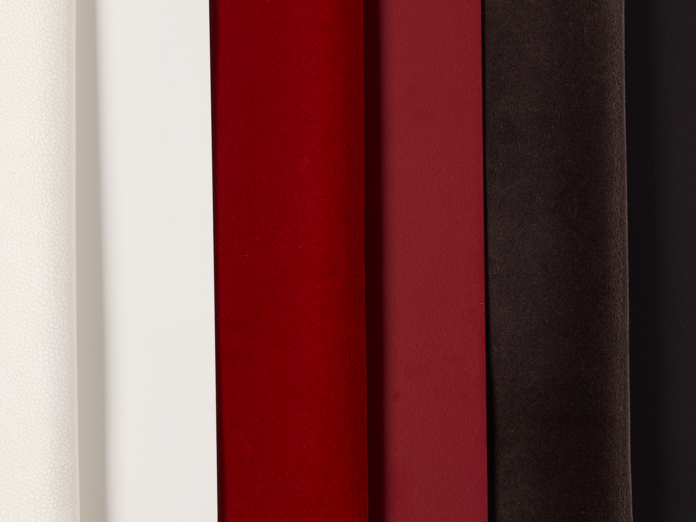 Knoll_DesignDays2024_MaterialLaydown_MixPalette_2_crop.png