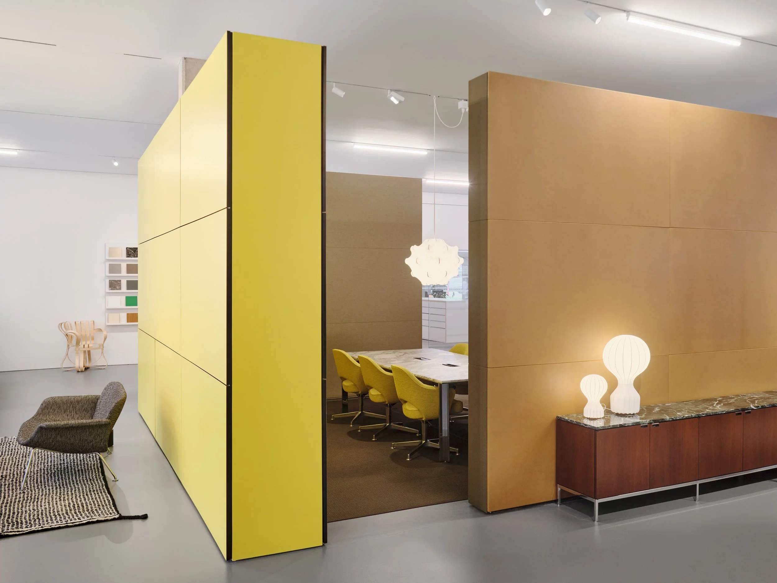 KNOLL : Dallas Showroom