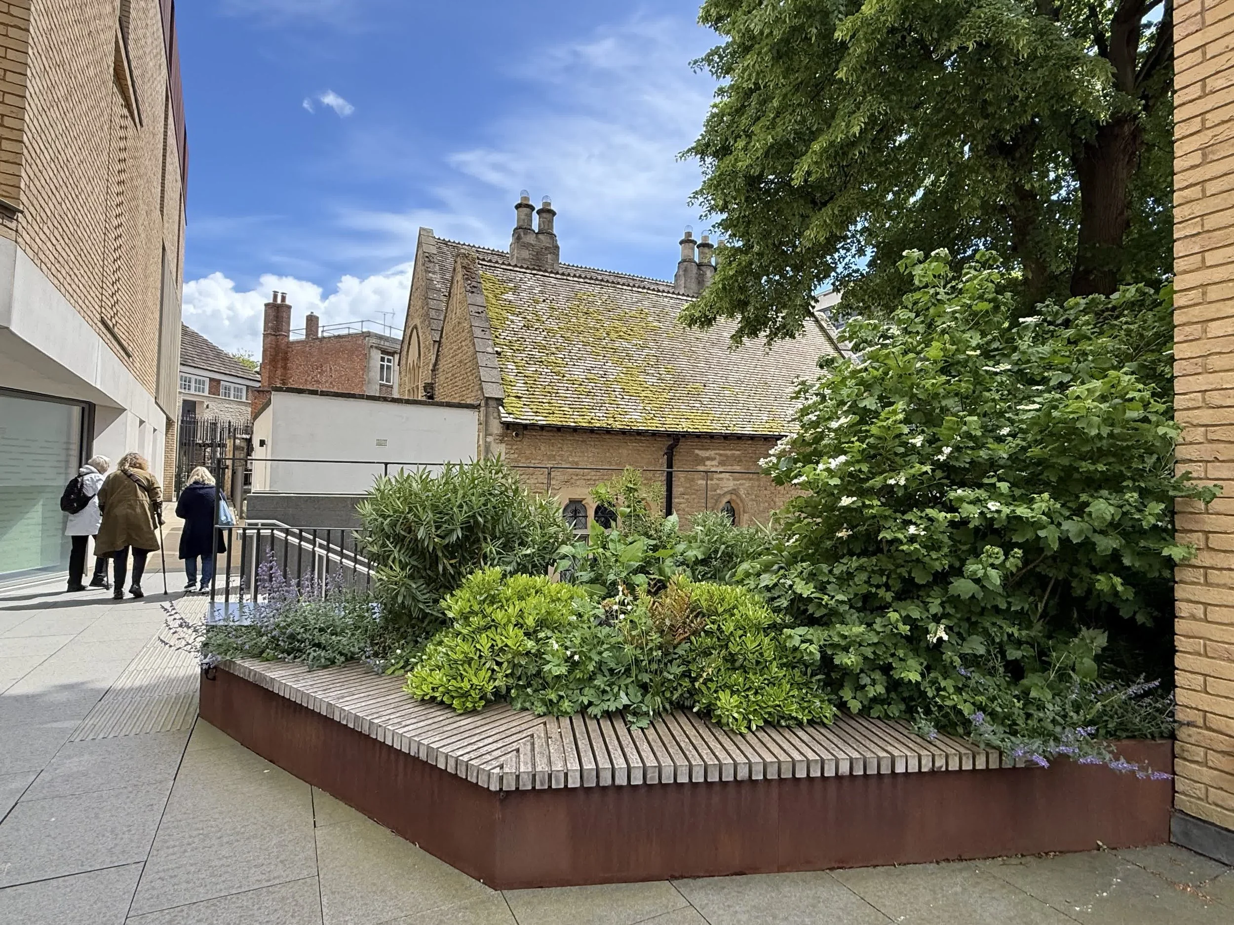 St Peter's College Oxford Guillaume Baltz Landscape Design (5).jpg